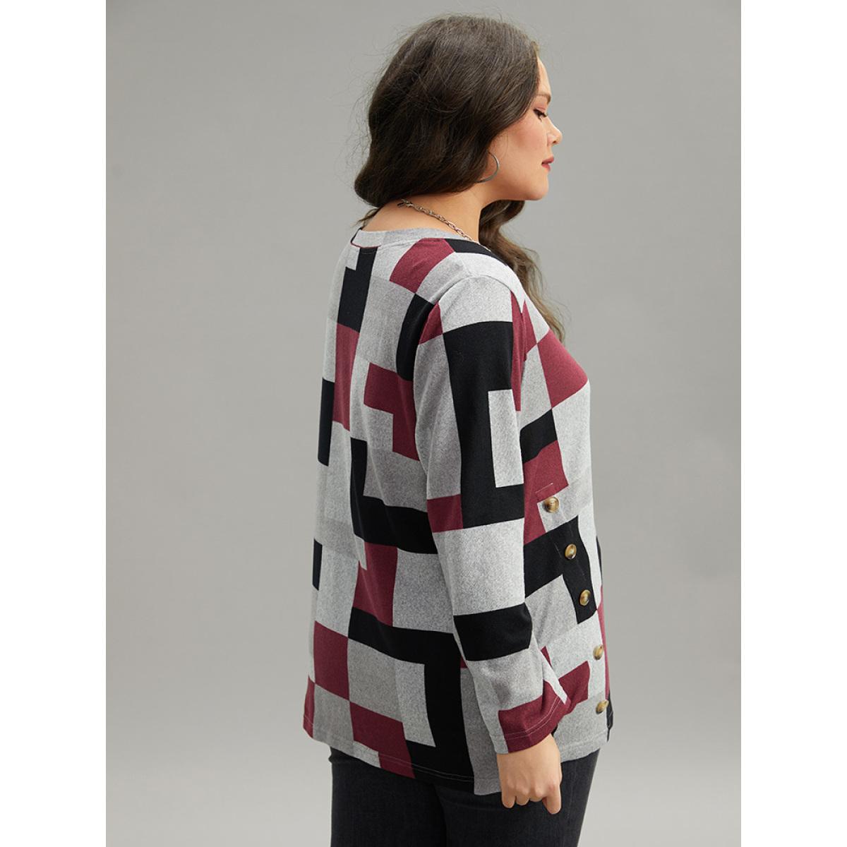 Plus Size Colorblock Contrast Button Detail T-shirt Multicolor Women Casual Contrast Geometric Round Neck Dailywear T-shirts BloomChic 18-20/2X Product Image