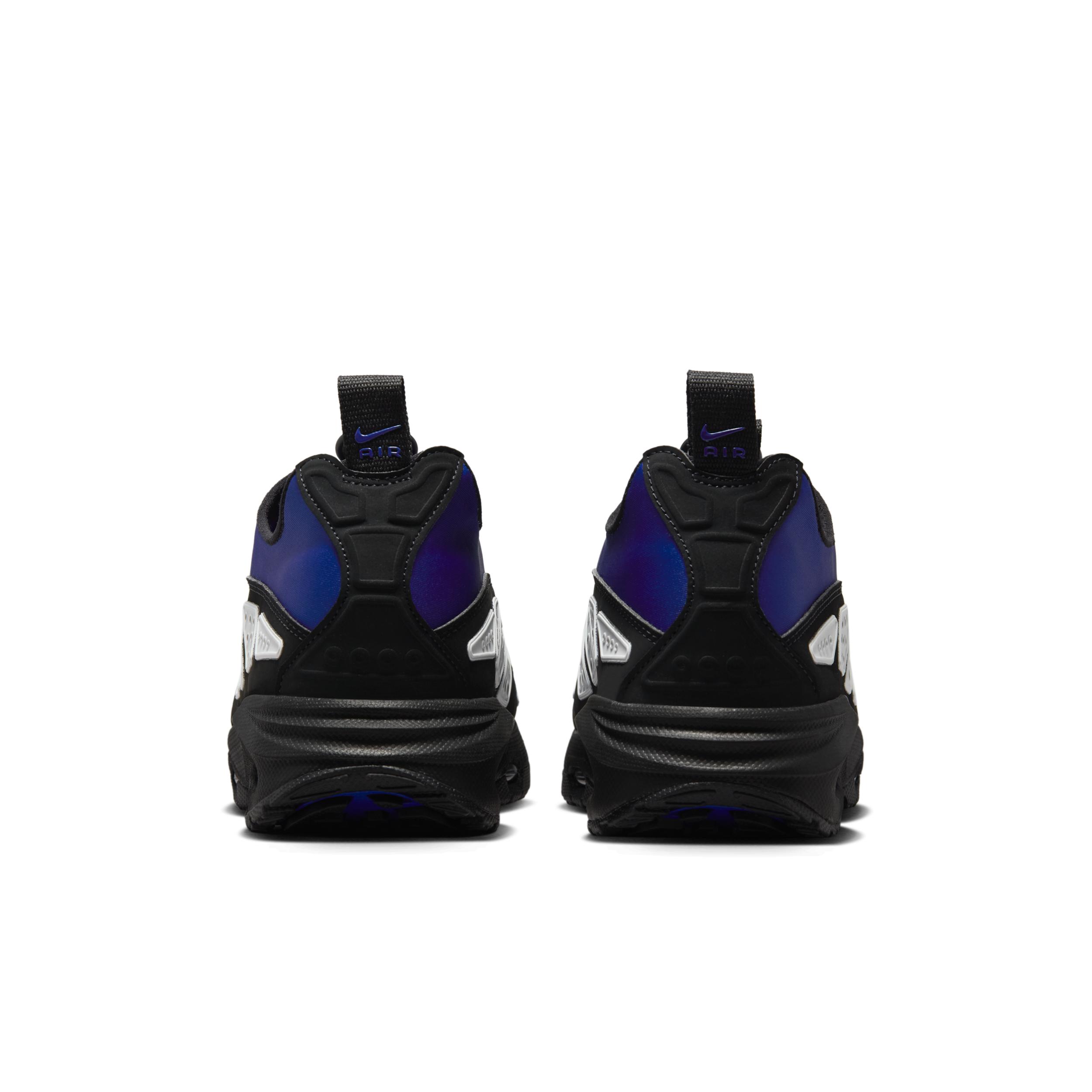 Nike Womens Air Max SNDR Shoes | HJ8080-501 Product Image