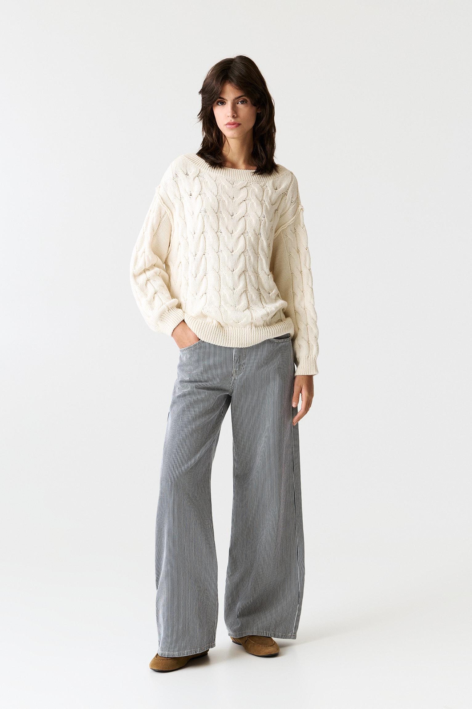 Asymmetric cable-knit sweater Product Image