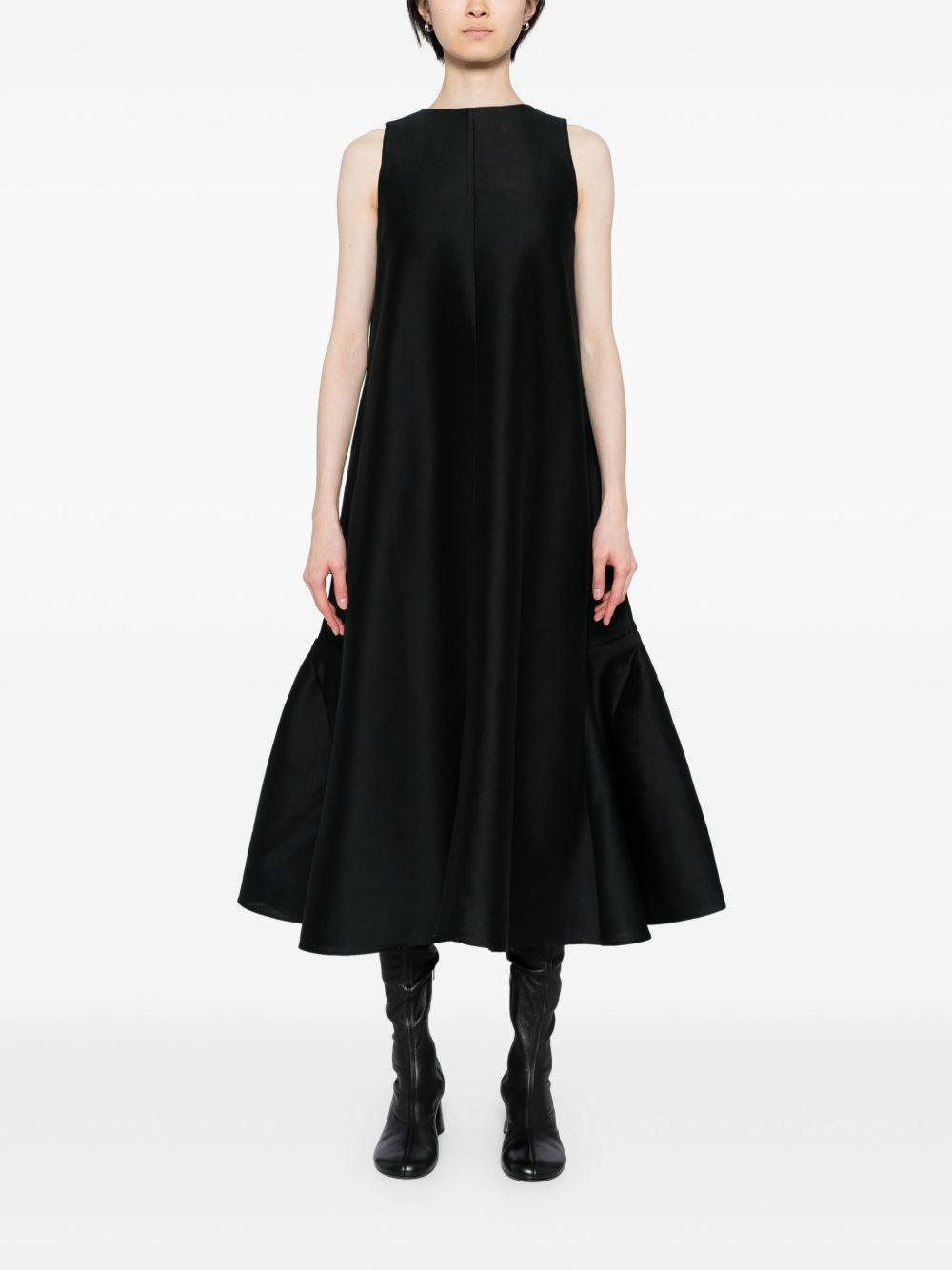 V-neck dress Product Image