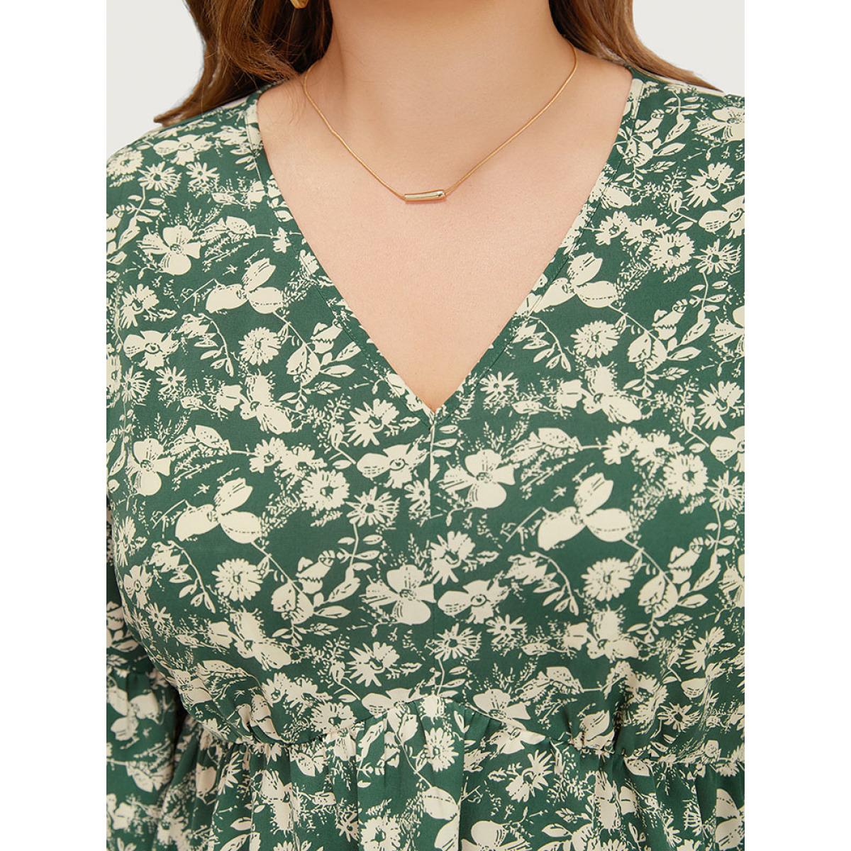 Plus Size Moss Ditsy Floral Bell Sleeve Flutter Hem Blouse Women Elegant Short sleeve V-neck Dailywear Blouses BloomChic 10/M Product Image