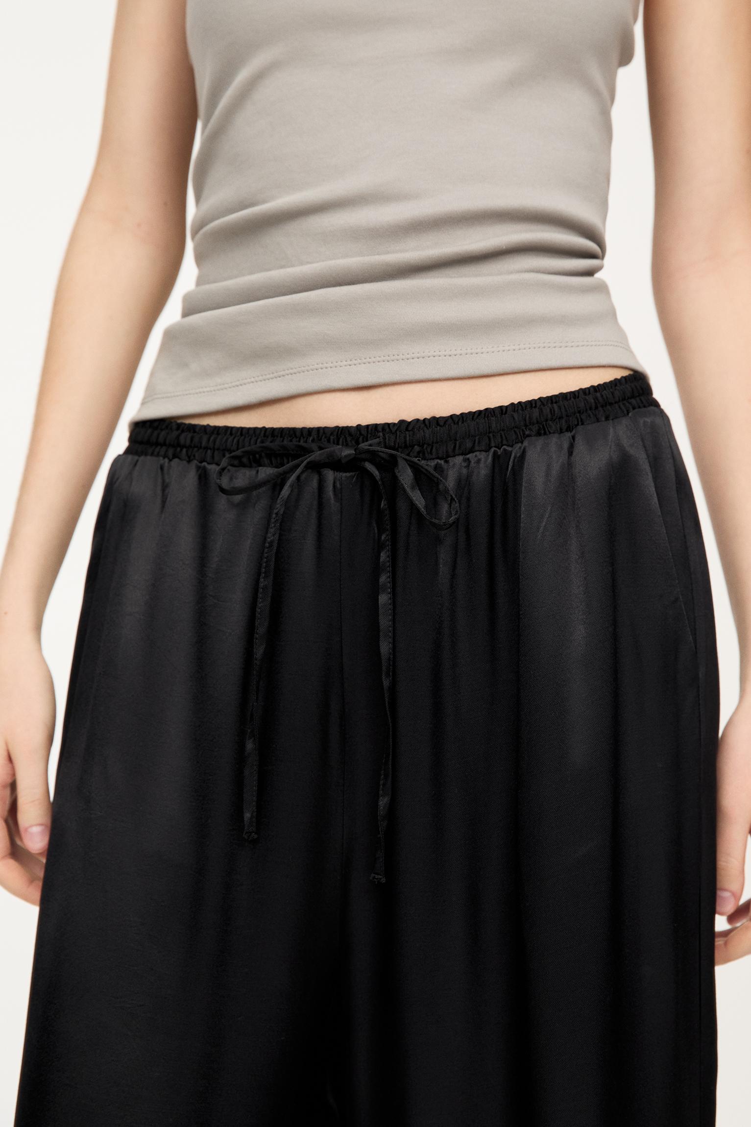 Satin sweatpants Product Image