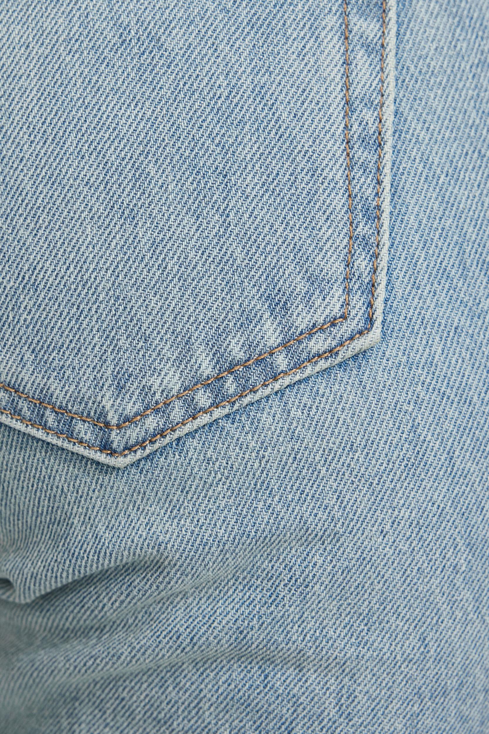 '90s Straight Jeans Product Image