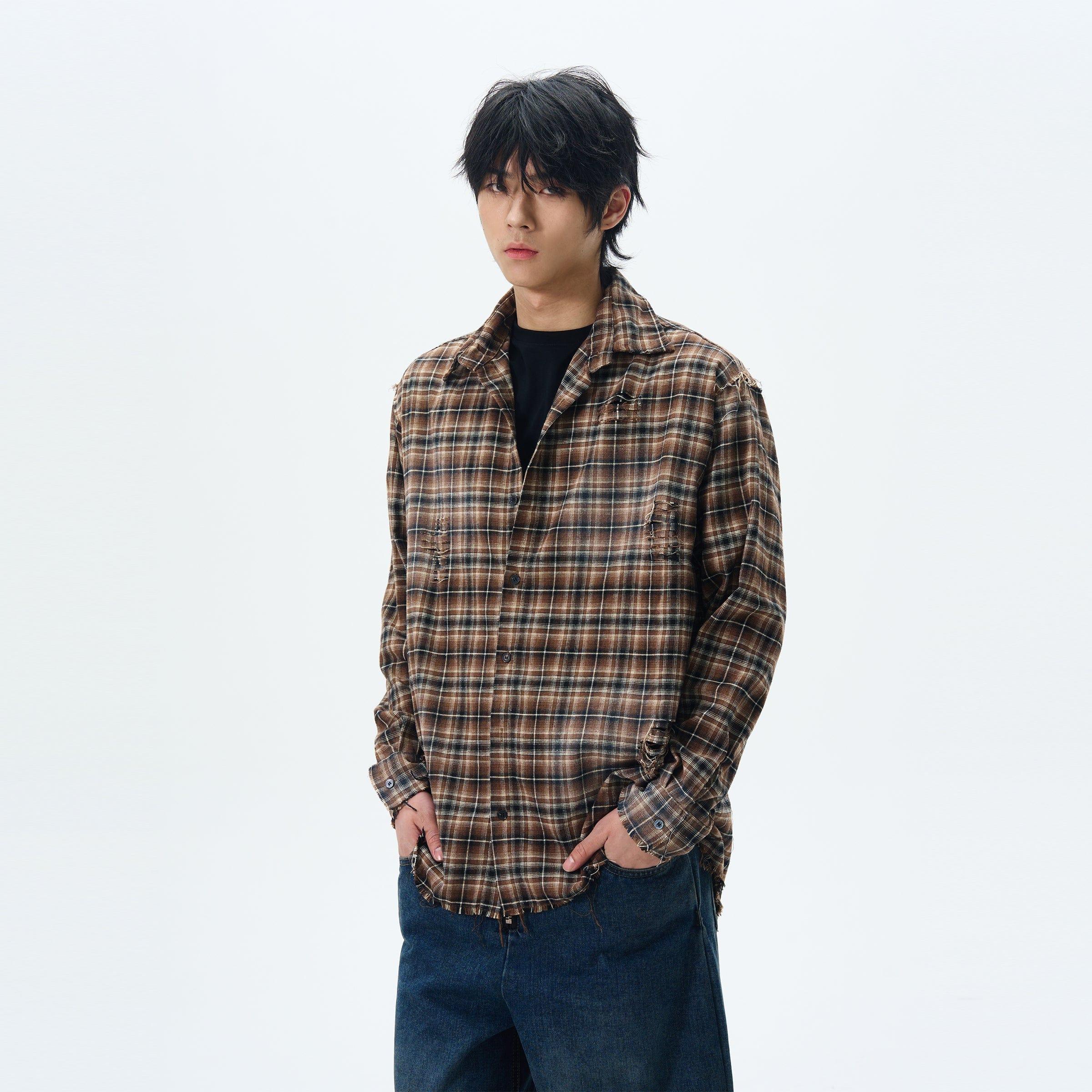 RT No. 12629 DISTRESSED PLAID SHIRT Product Image