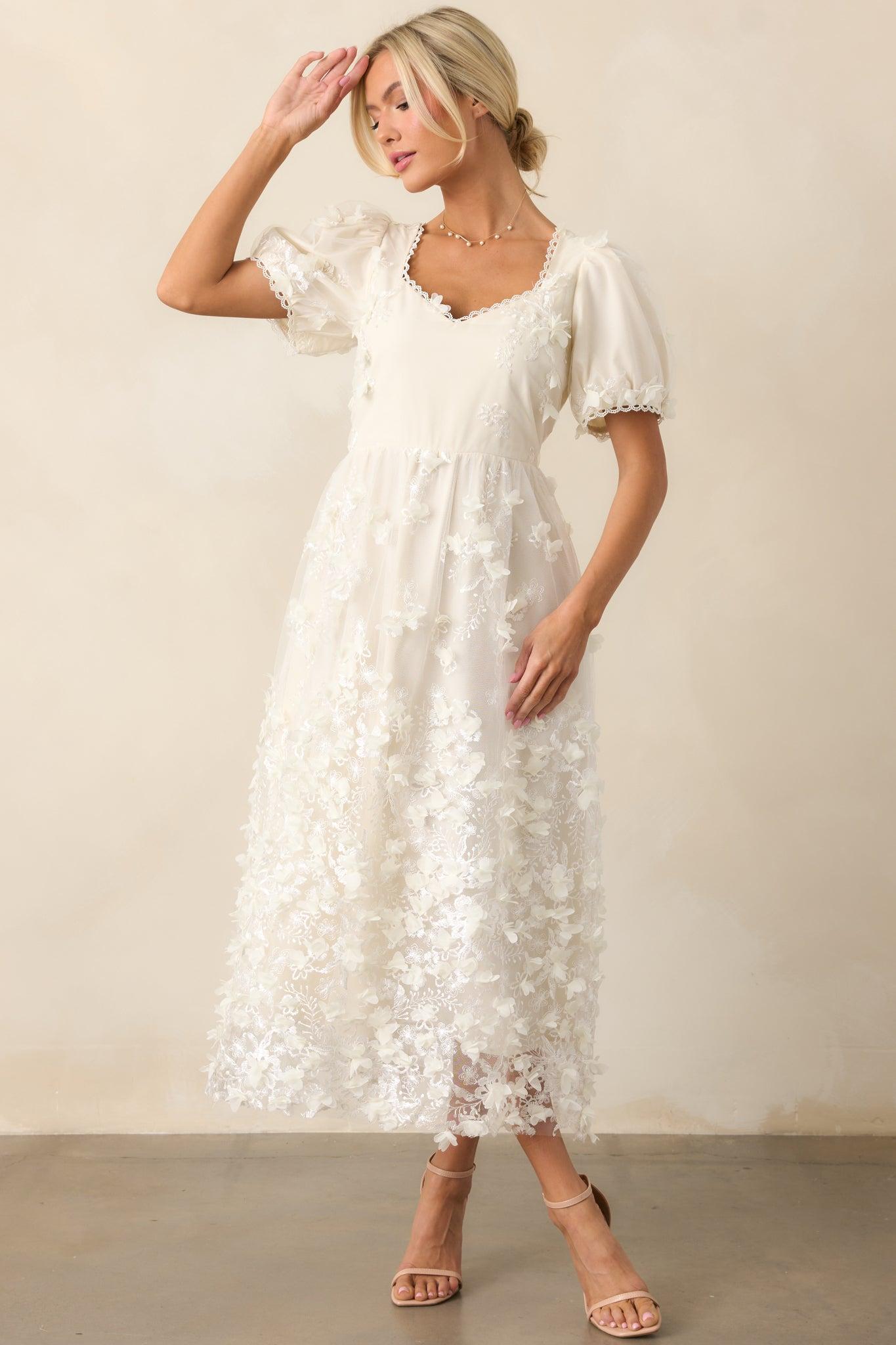 Daffodils & Daydreams Ivory Floral Puff Sleeve Maxi Dress Product Image