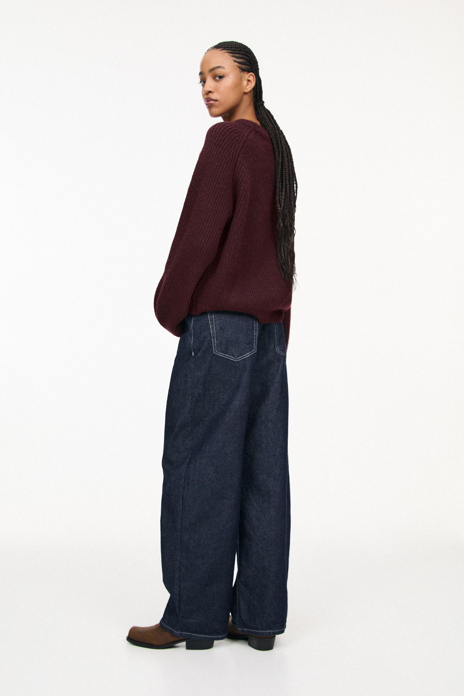 Soft purl knit sweater Product Image