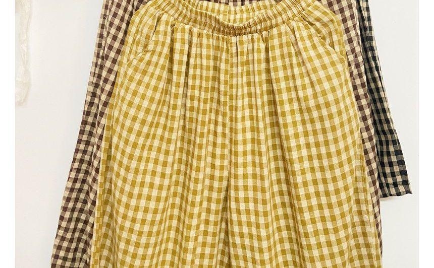 High Rise Gingham Baggy Pants Product Image