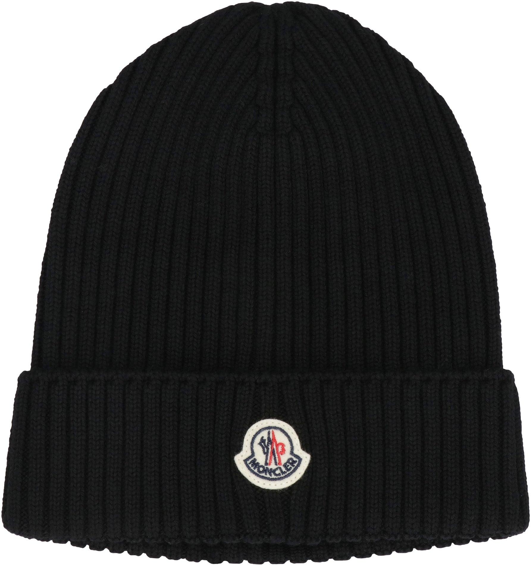 logo-patch beanie  Product Image