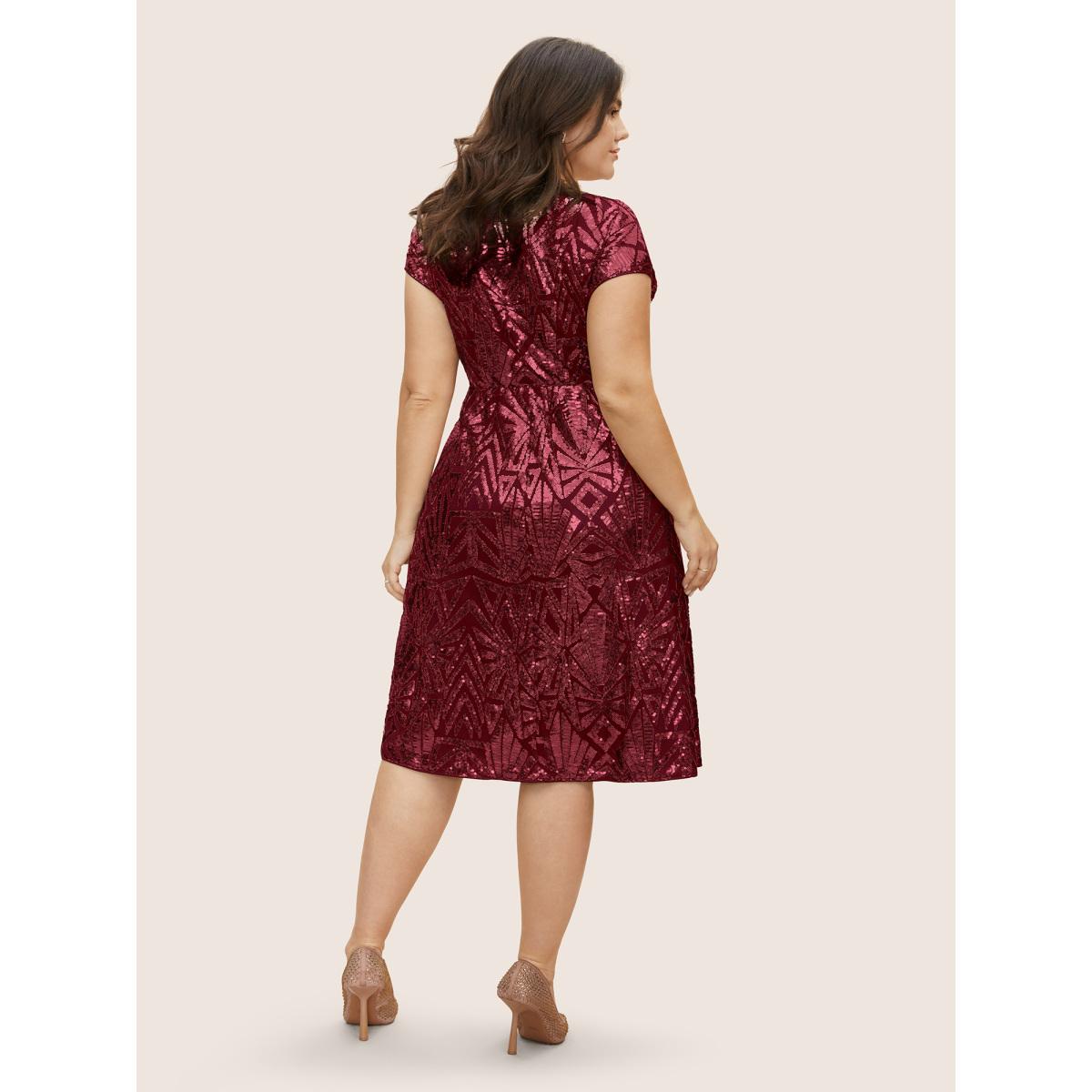 Plus Size Geometric Sequin Dolman Sleeve Midi Dress Burgundy Women Cocktail Non V-neck Cap Sleeve Curvy BloomChic 26/4X Product Image