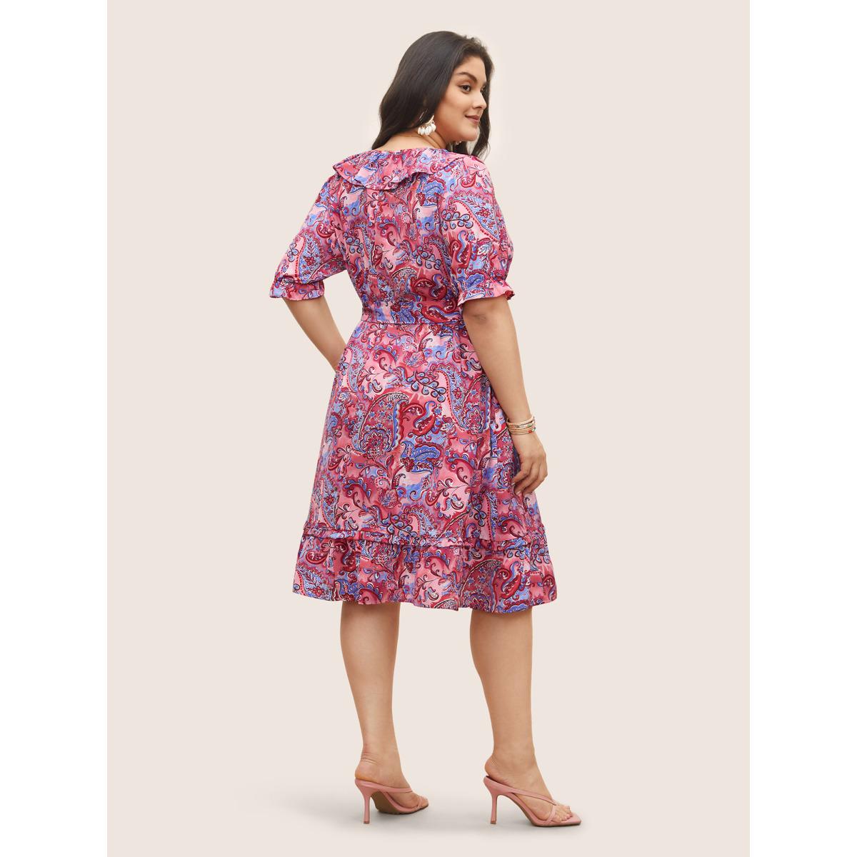 Plus Size Paisley Print Belted Ruffle Trim Dress Russet Women Resort Non V-neck Half Sleeve Curvy Midi Dress BloomChic 18-20/2X Product Image