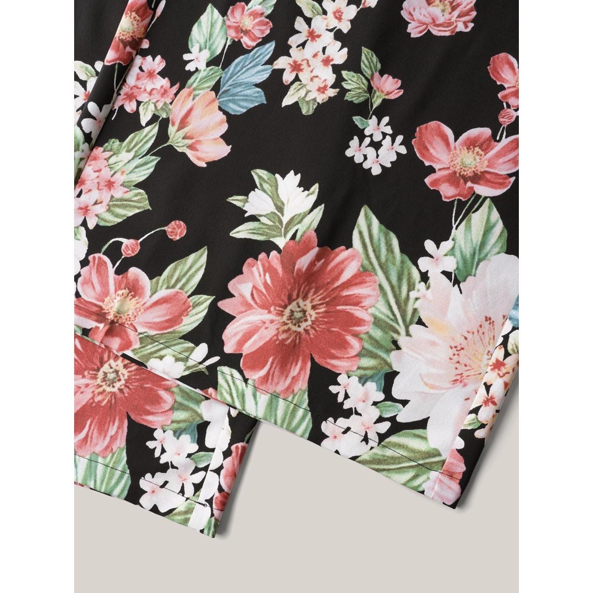 Plus Size Floral Print Belted Wide-Leg Pants Women BlackFlower Resort Wide Leg Mid Rise Vacation Pants BloomChic 28/5X Product Image
