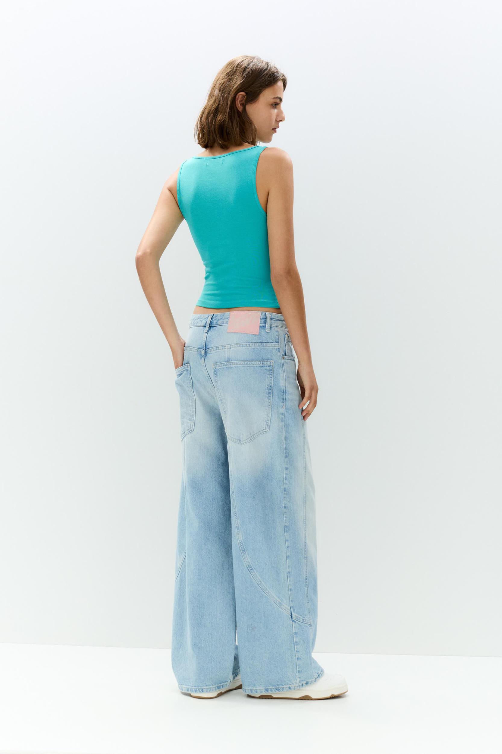 Basic tank top Product Image