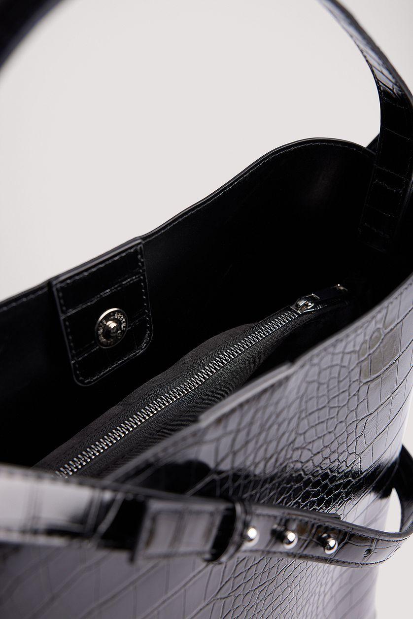 Basic Bucket Tote Product Image