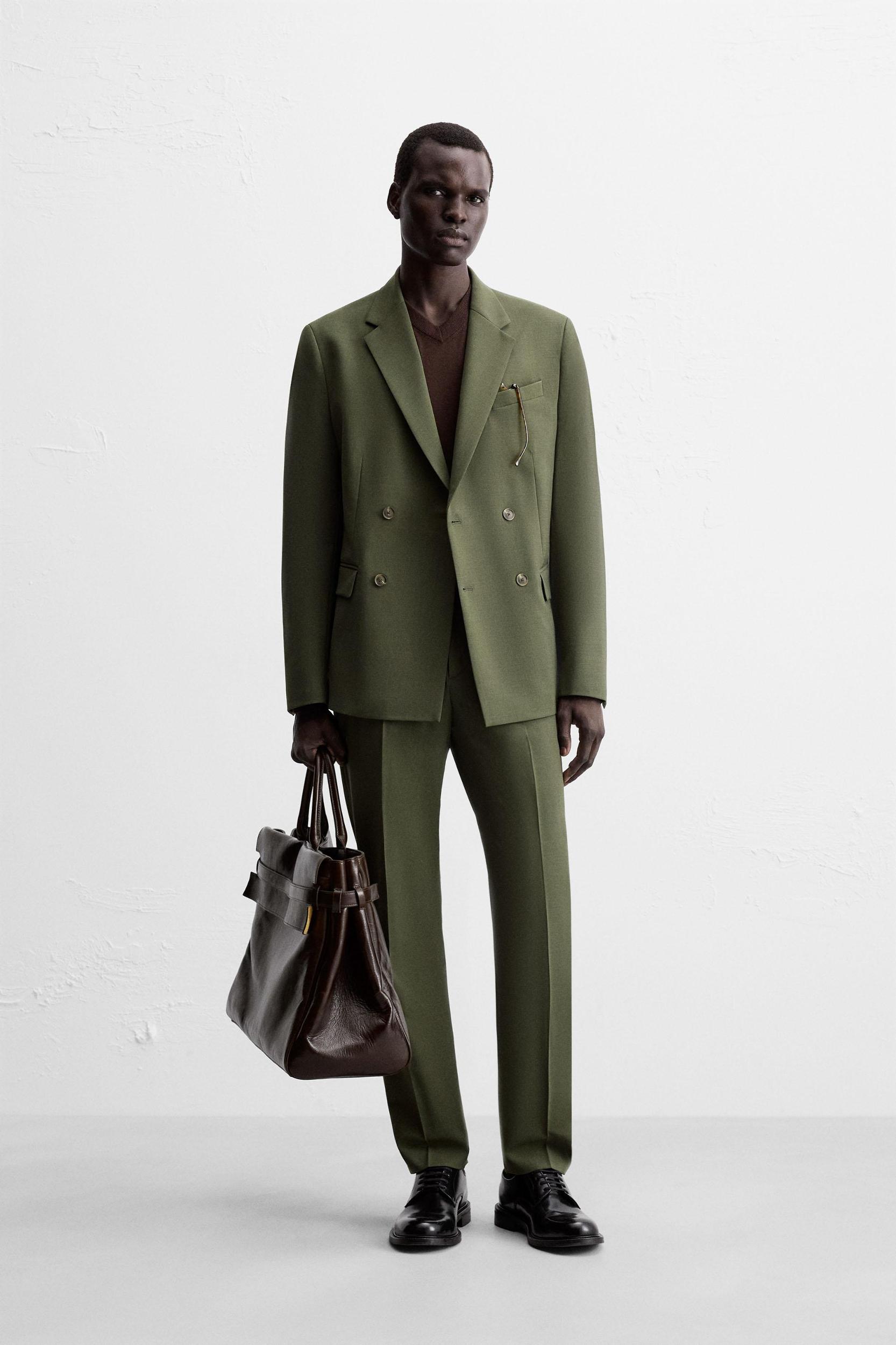 WOOL DOUBLE BREASTED SUIT BLAZER Product Image