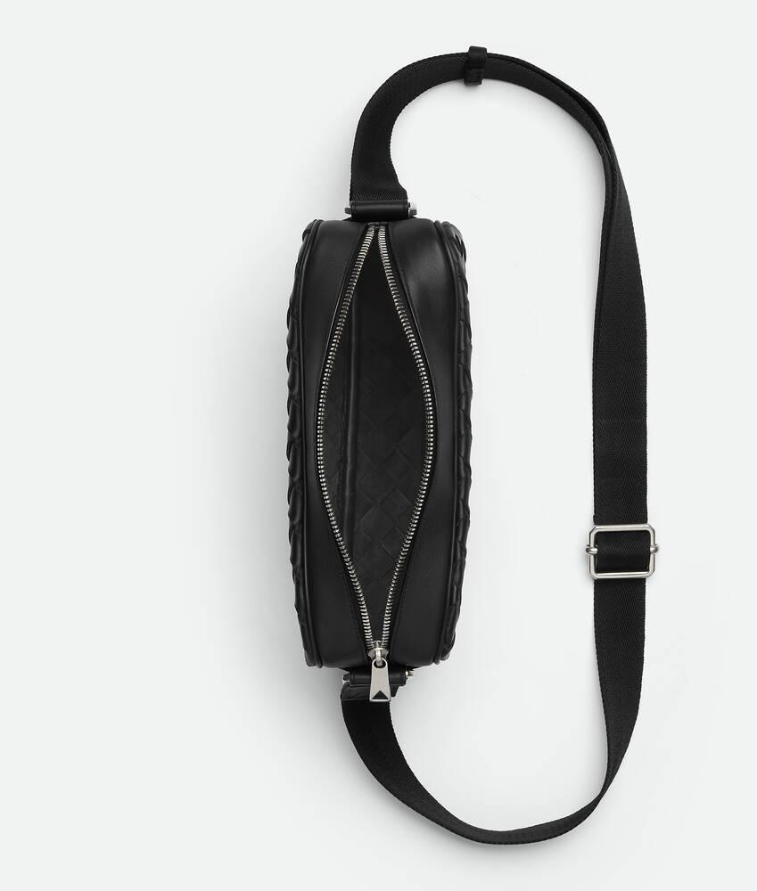 Men's Small Intrecciato Camera Bag in Black Product Image