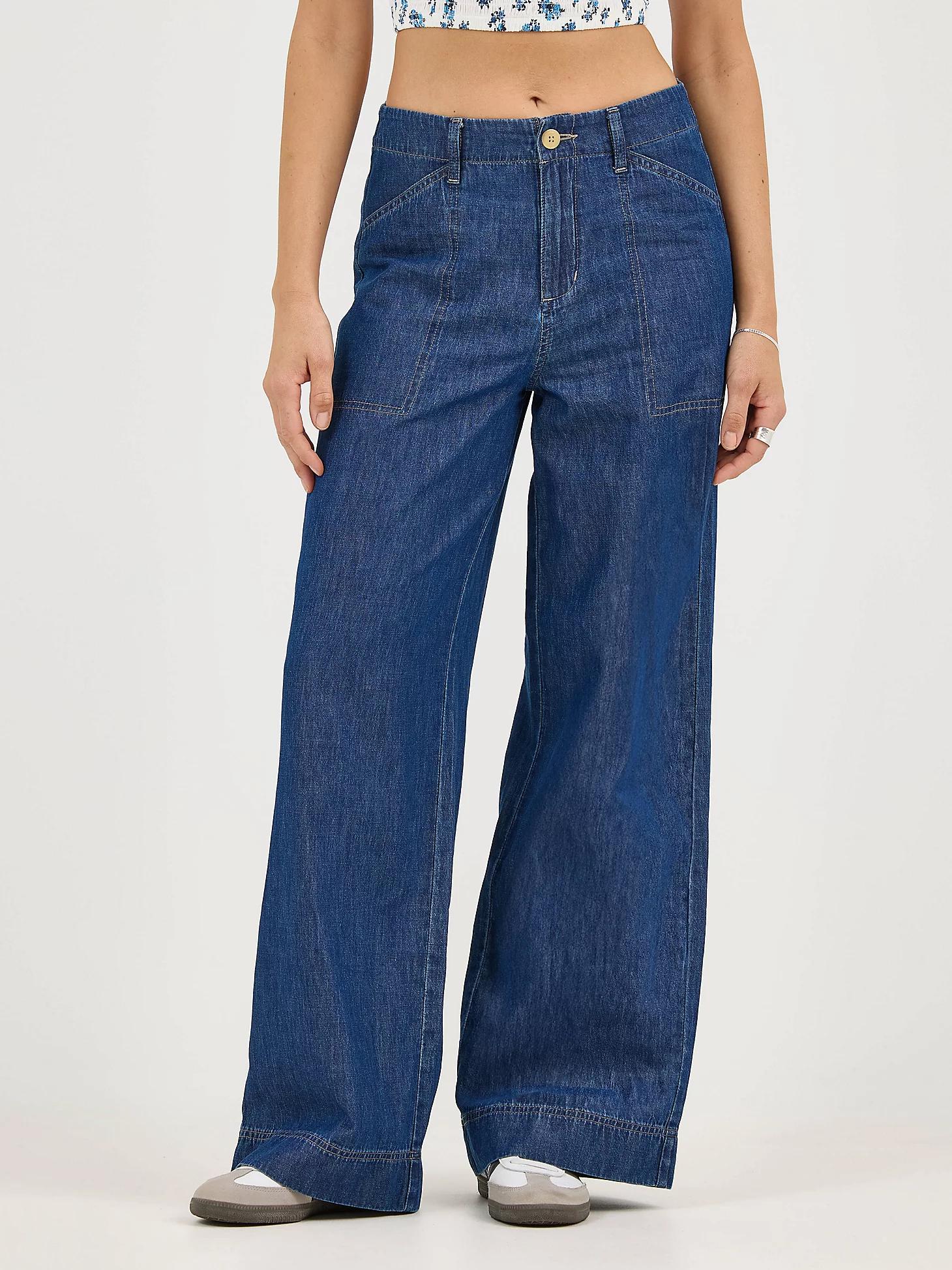 Women's Legendary High Rise Drapey Trouser Jean | Women's Jeans | Lee® Product Image