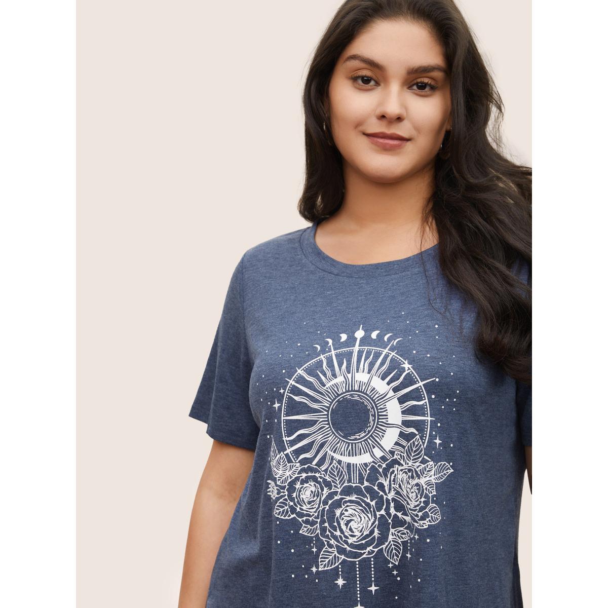 Plus Size Moon & Star Print Round Neck Curved Hem T-shirt Indigo Women Casual Non Star and moon Round Neck Everyday T-shirts BloomChic 14-16/1X Product Image