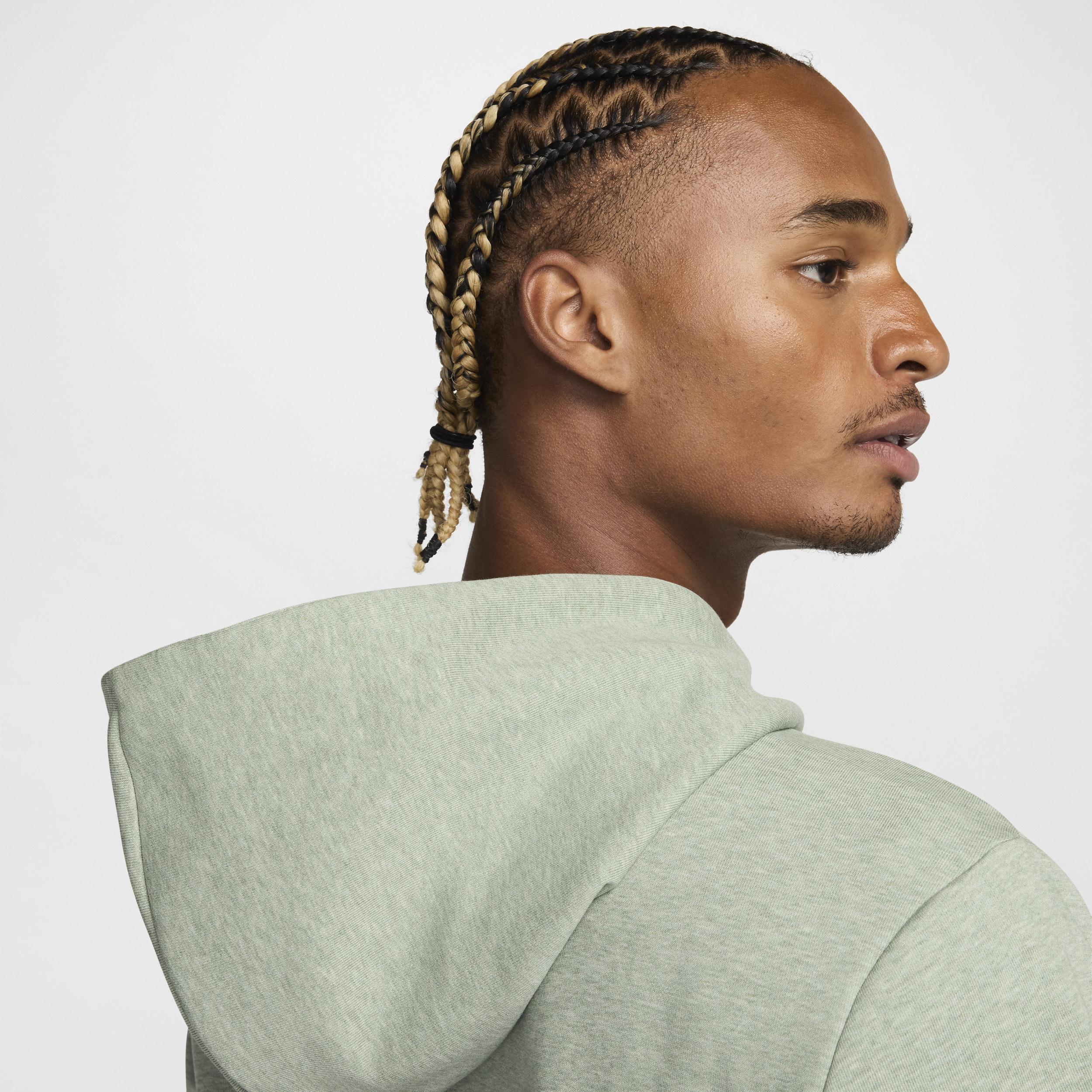 Nike Standard Issue Men's Dri-FIT Pullover Basketball Hoodie Product Image