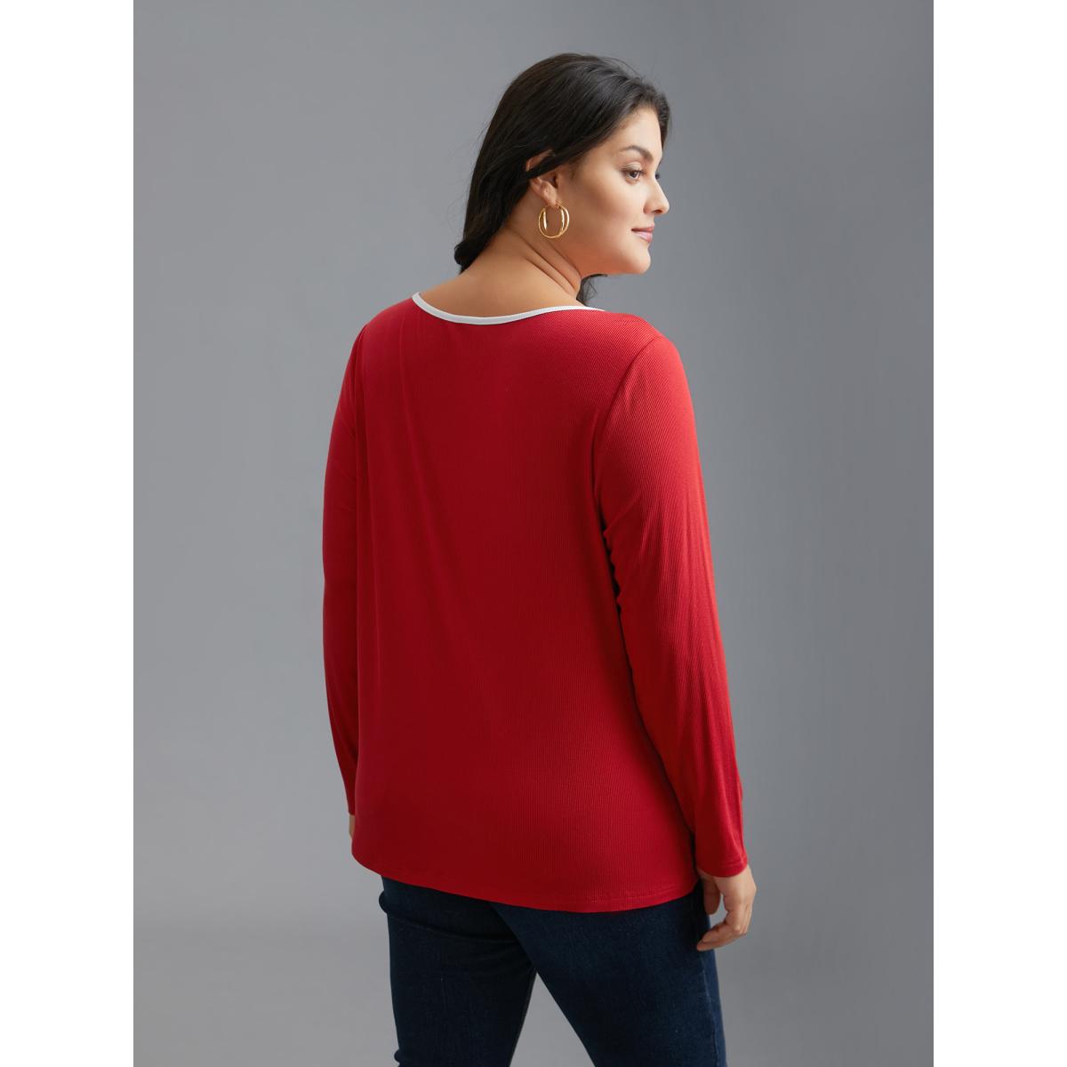 Plus Size Square Neck Contrast Trim T-shirt Crimson Women Casual Texture Square Neck Bodycon Everyday T-shirts BloomChic 26/4X Product Image