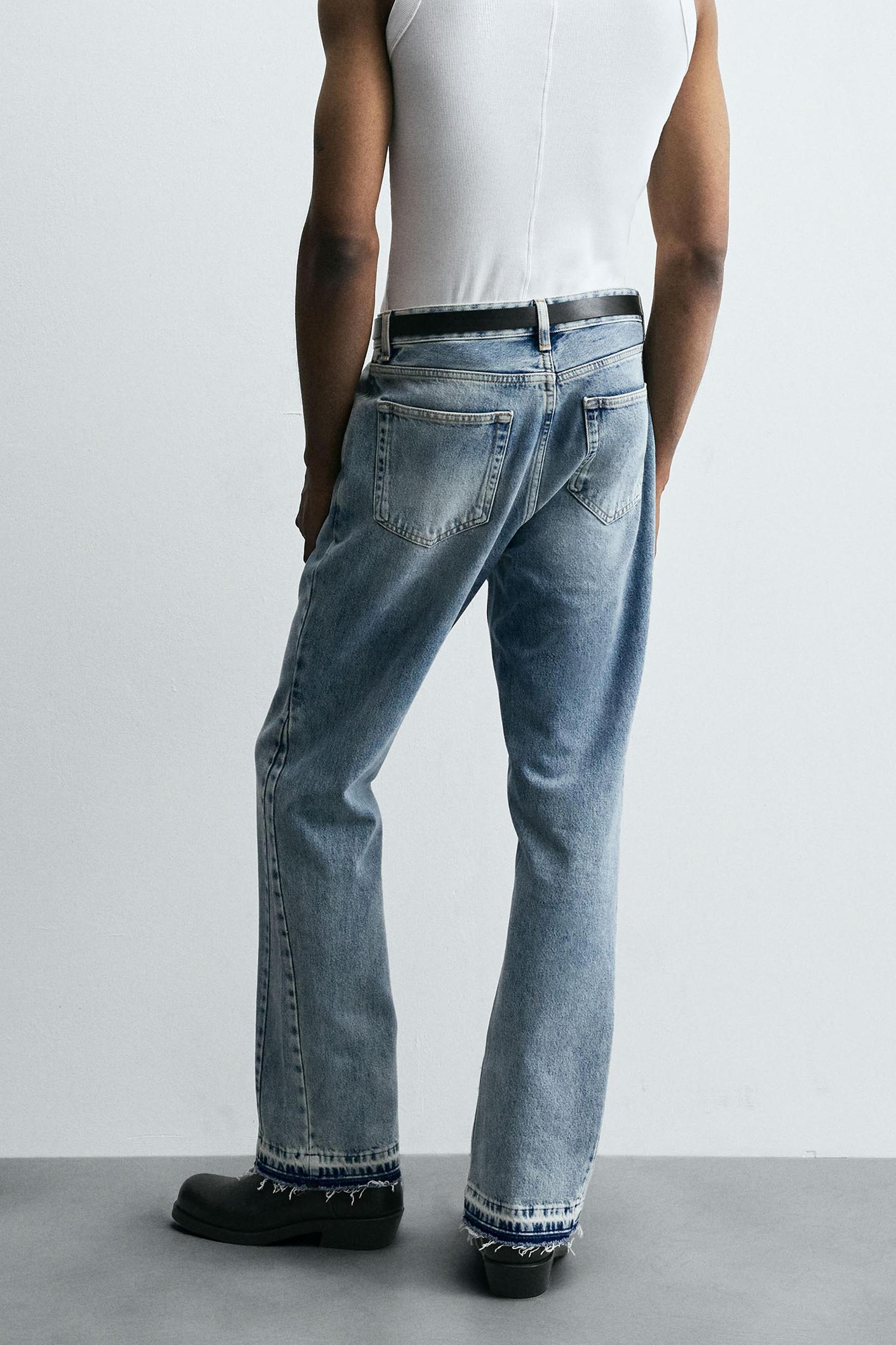 FLARE FIT JEANS Product Image