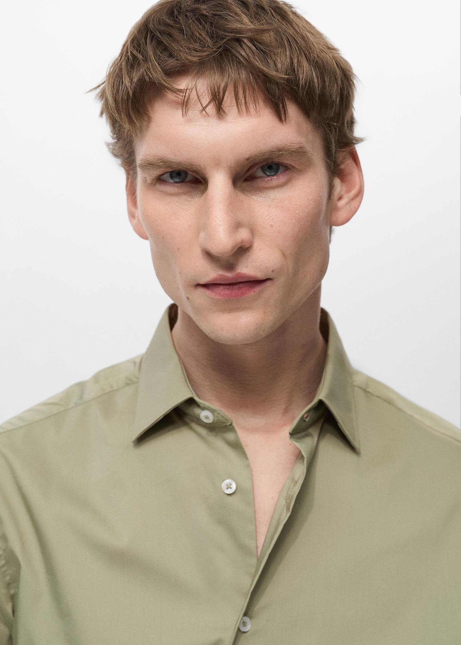 Regular-fit stretch cotton shirt - Men | MANGO USA Product Image