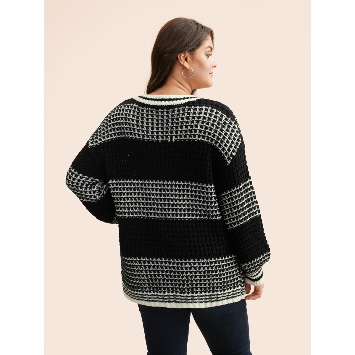 Plus Size Contrast Textured Drop Shoulder Sleeve Pullover Black Women Casual Loose Long Sleeve Round Neck Everyday Pullovers BloomChic 12/L Product Image