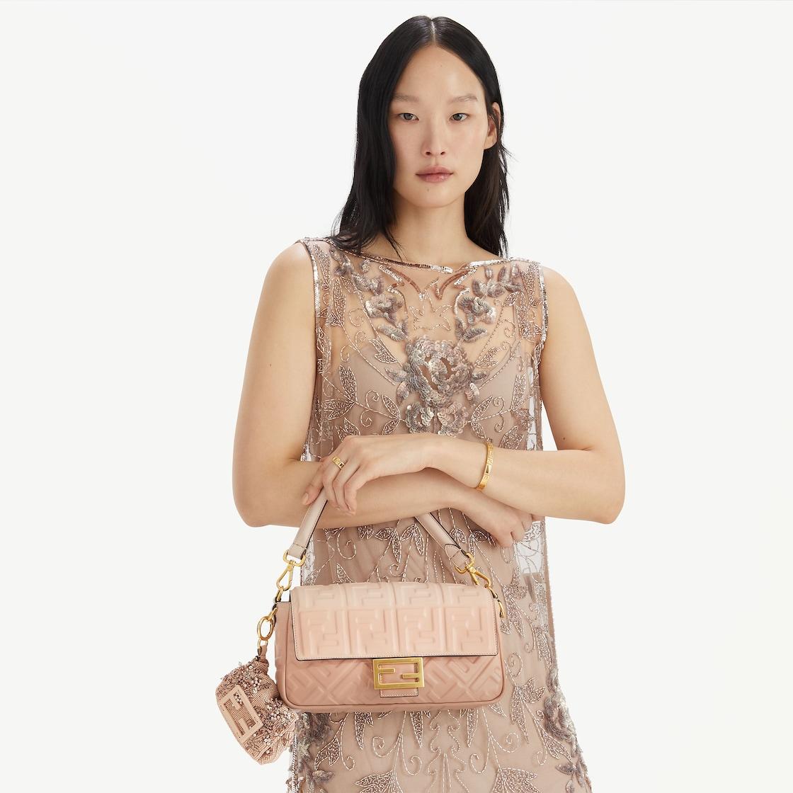 Mamma Baguette NanoPink embroidered fabric miniature bag Product Image