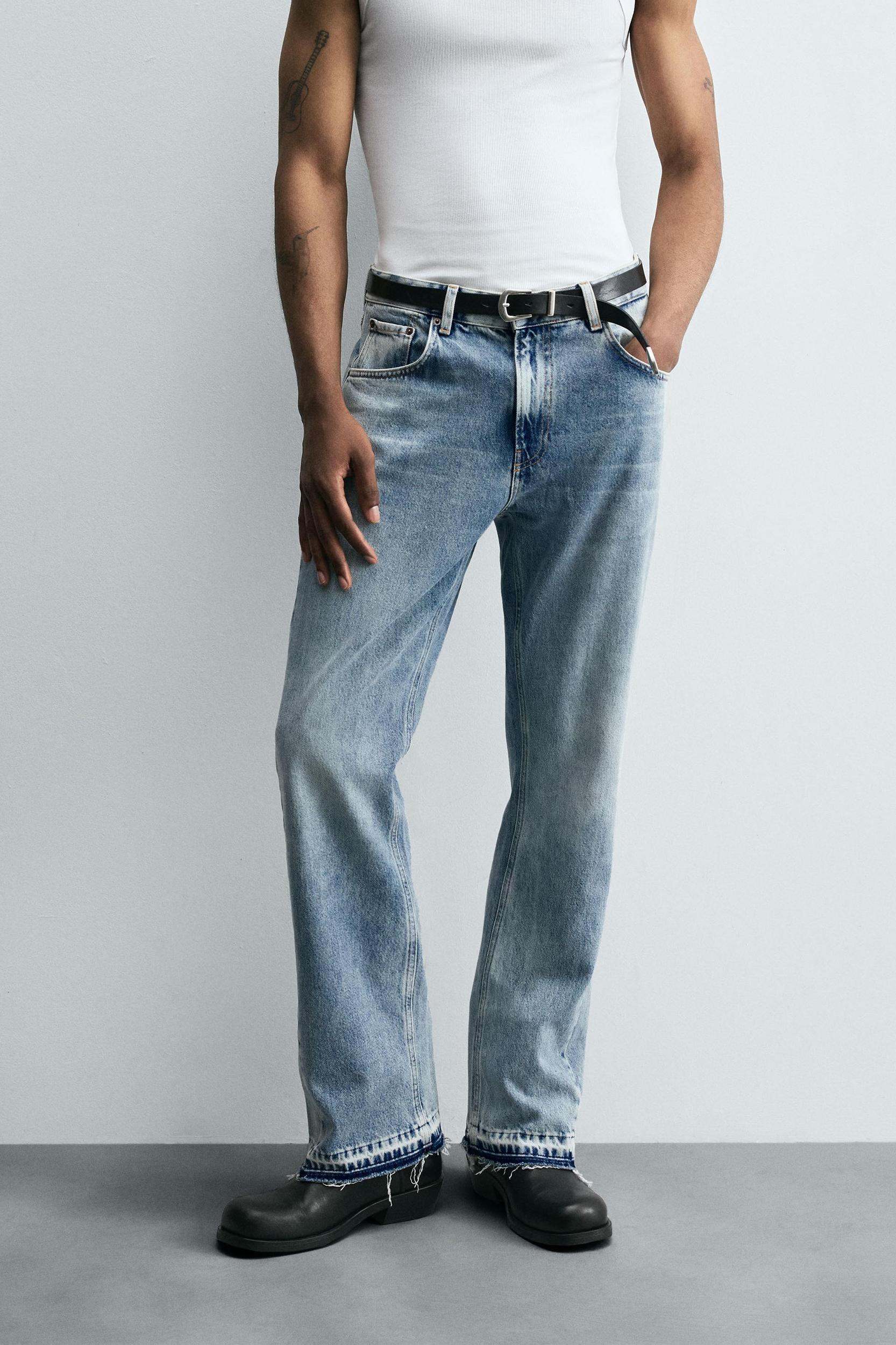 FLARE FIT JEANS Product Image