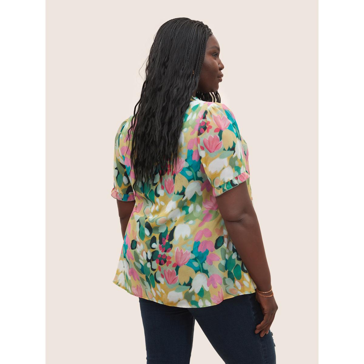 Plus Size Green Floral Print Frill Trim Button Detail Blouse Women Resort Short sleeve V-neck Vacation Blouses BloomChic 18-20/2X Product Image