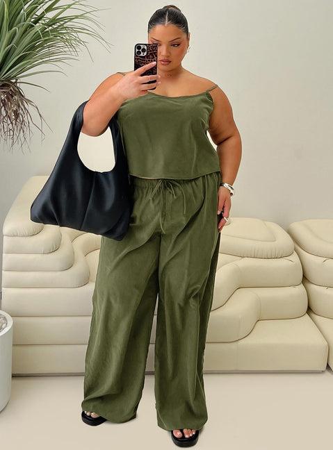 Paigey Set Khaki Curve Product Image