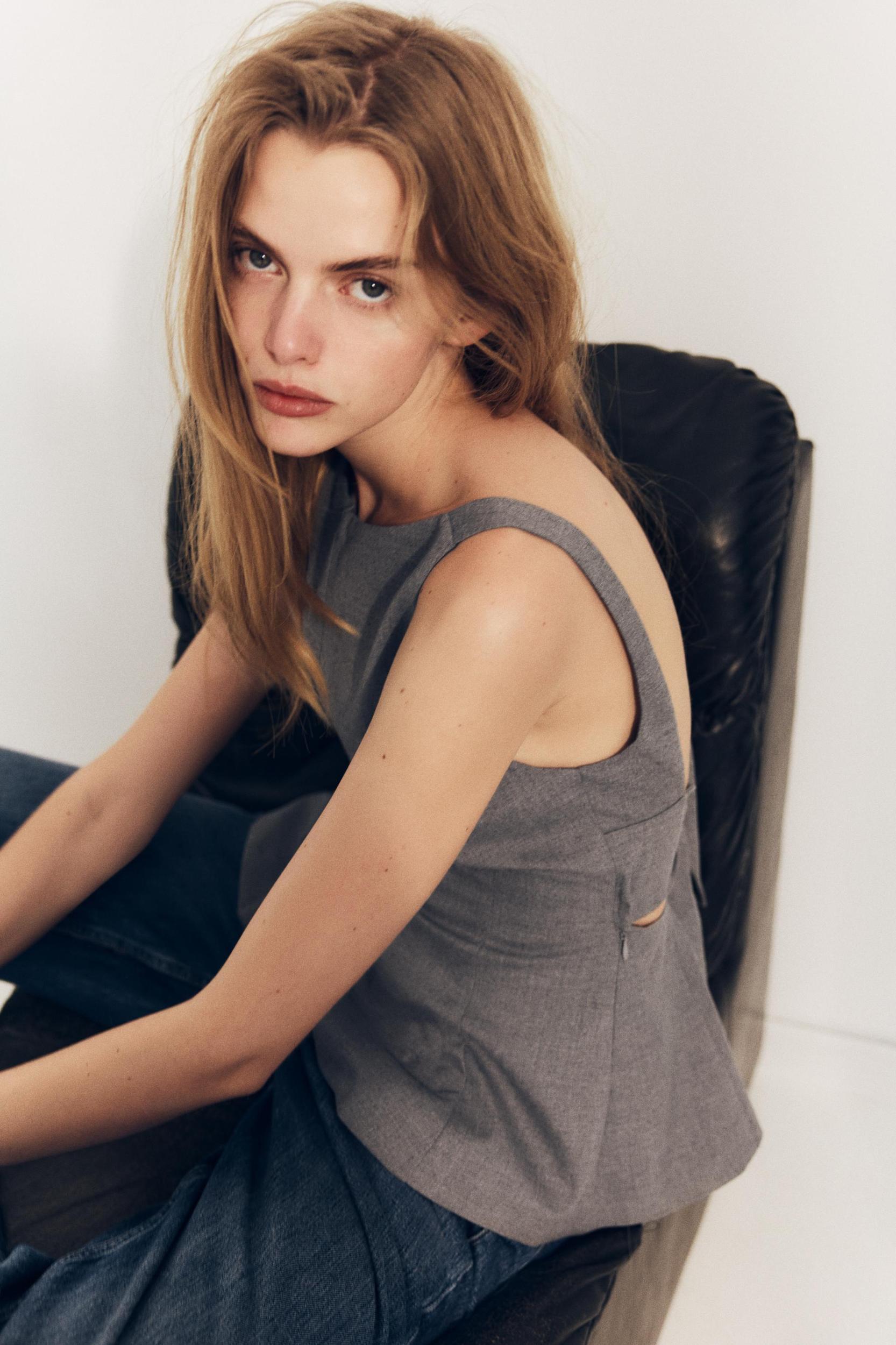 PEPLUM BOW TOP Product Image