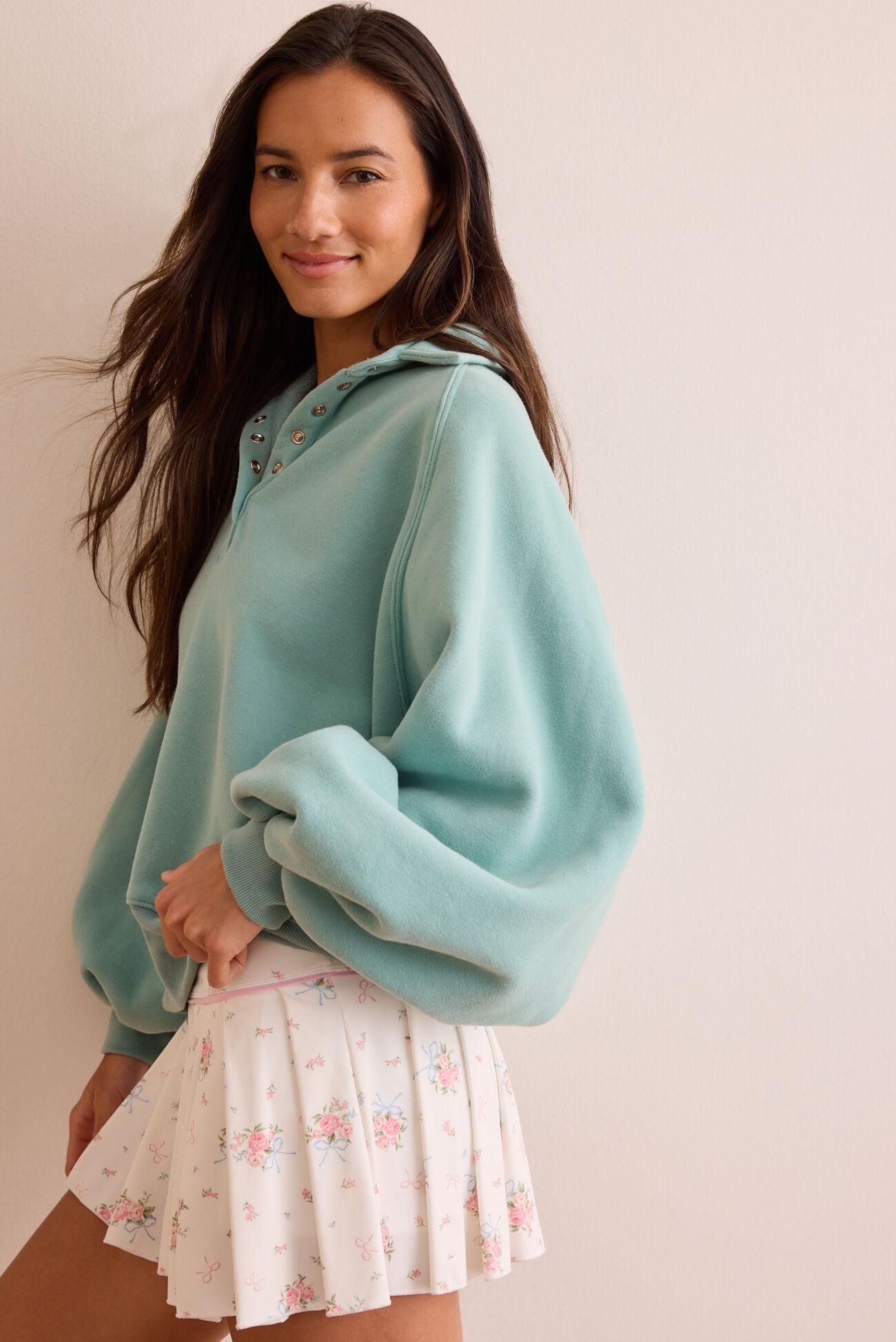 Peak Balloon Sleeve Pullover Product Image