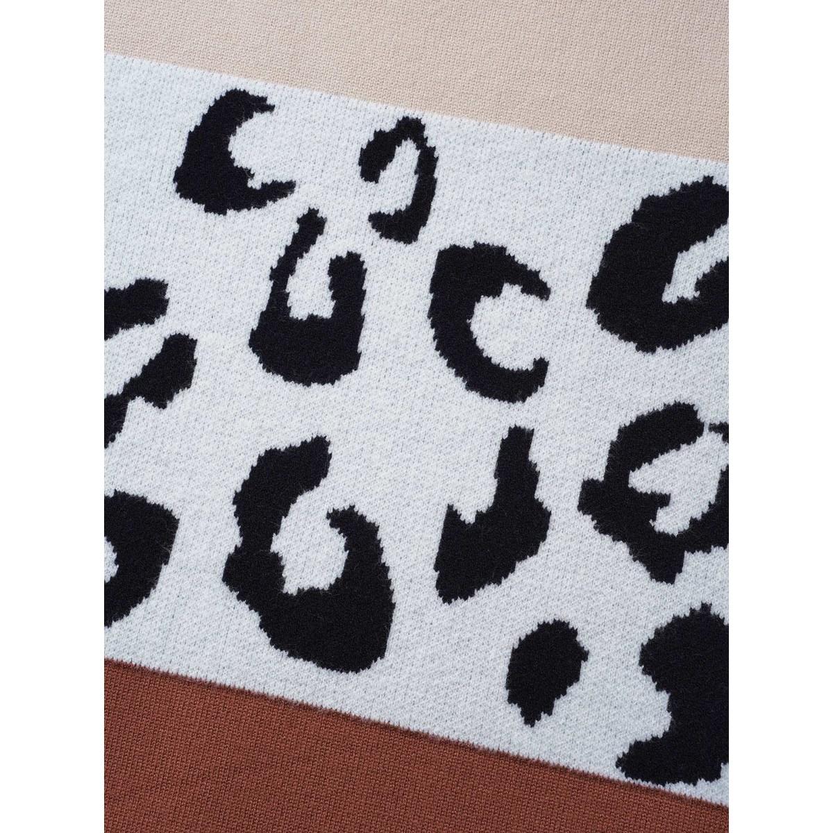 Plus Size Crew Neck Leopard Print Contrast Pullover Browncoffeecolor Women Casual Loose Long Sleeve Round Neck Everyday Pullovers BloomChic 28/5X Product Image