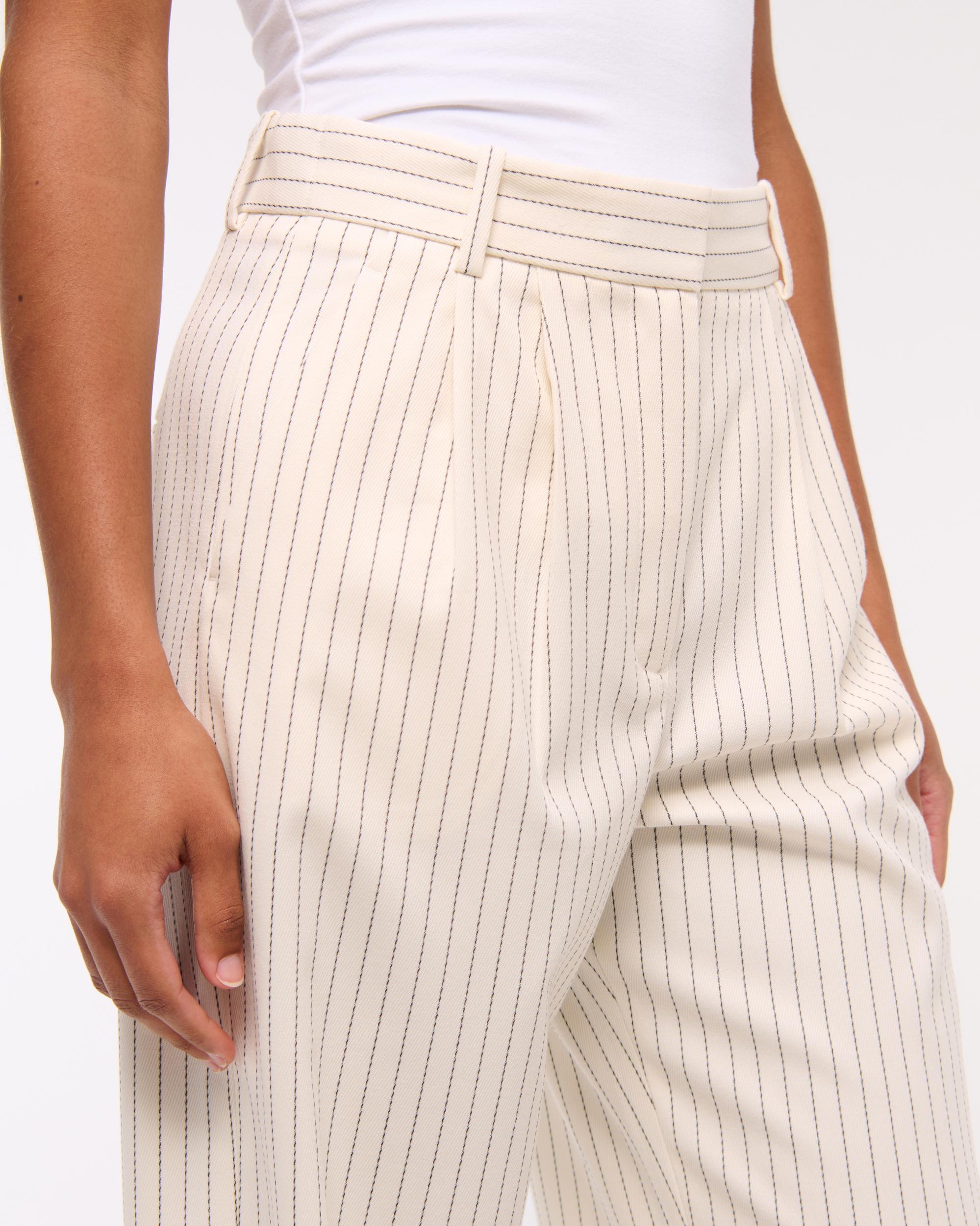 Curve Love A&F Sloane Tailored Wide Leg Pant Product Image