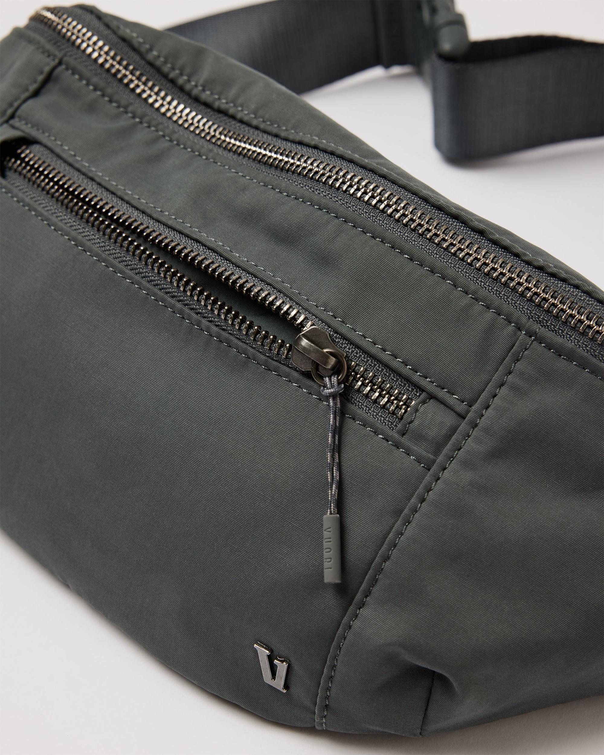 Vuori Sling Product Image