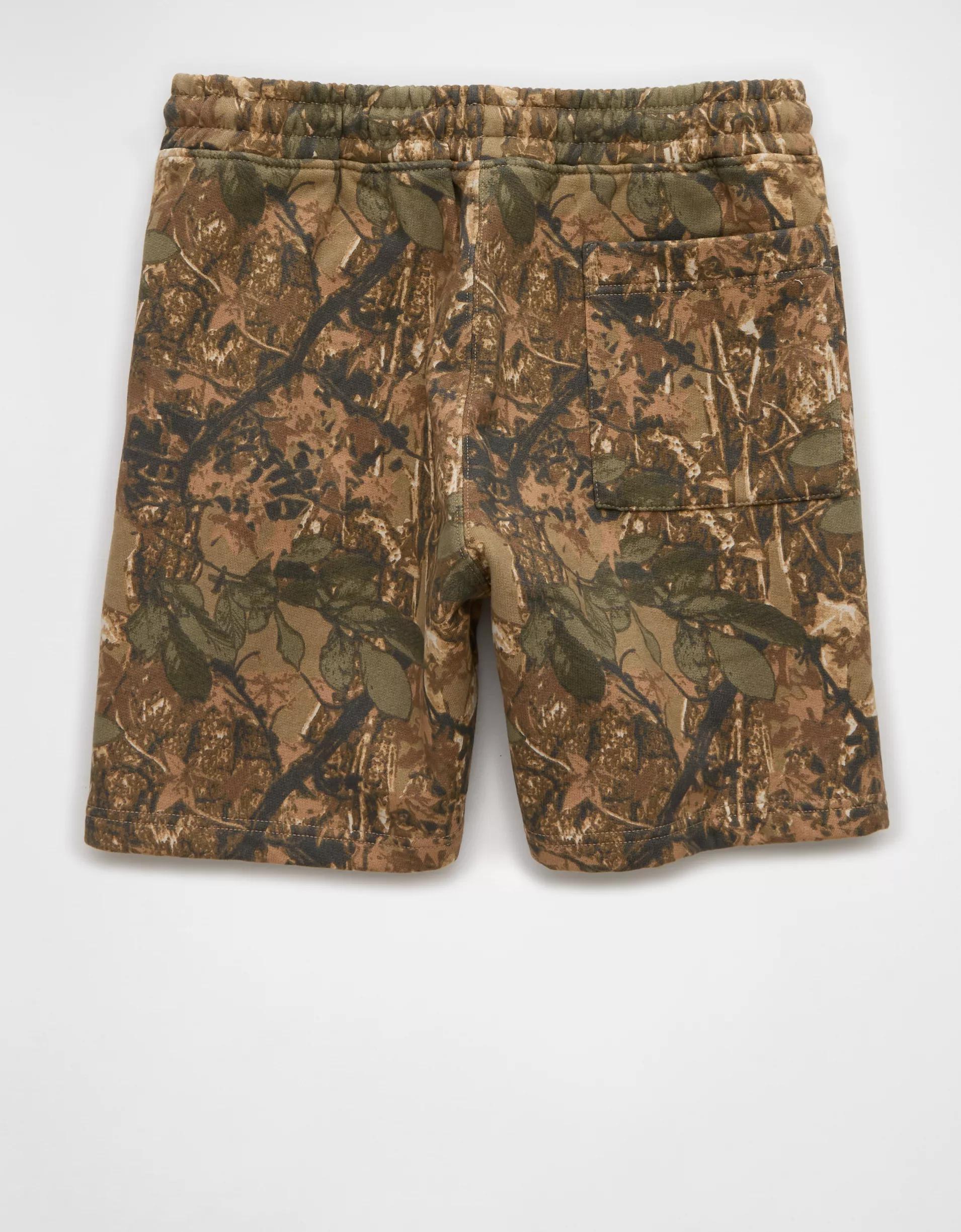 AE 6" Laidback Luxe Heavyweight Camo Jogger Short Product Image