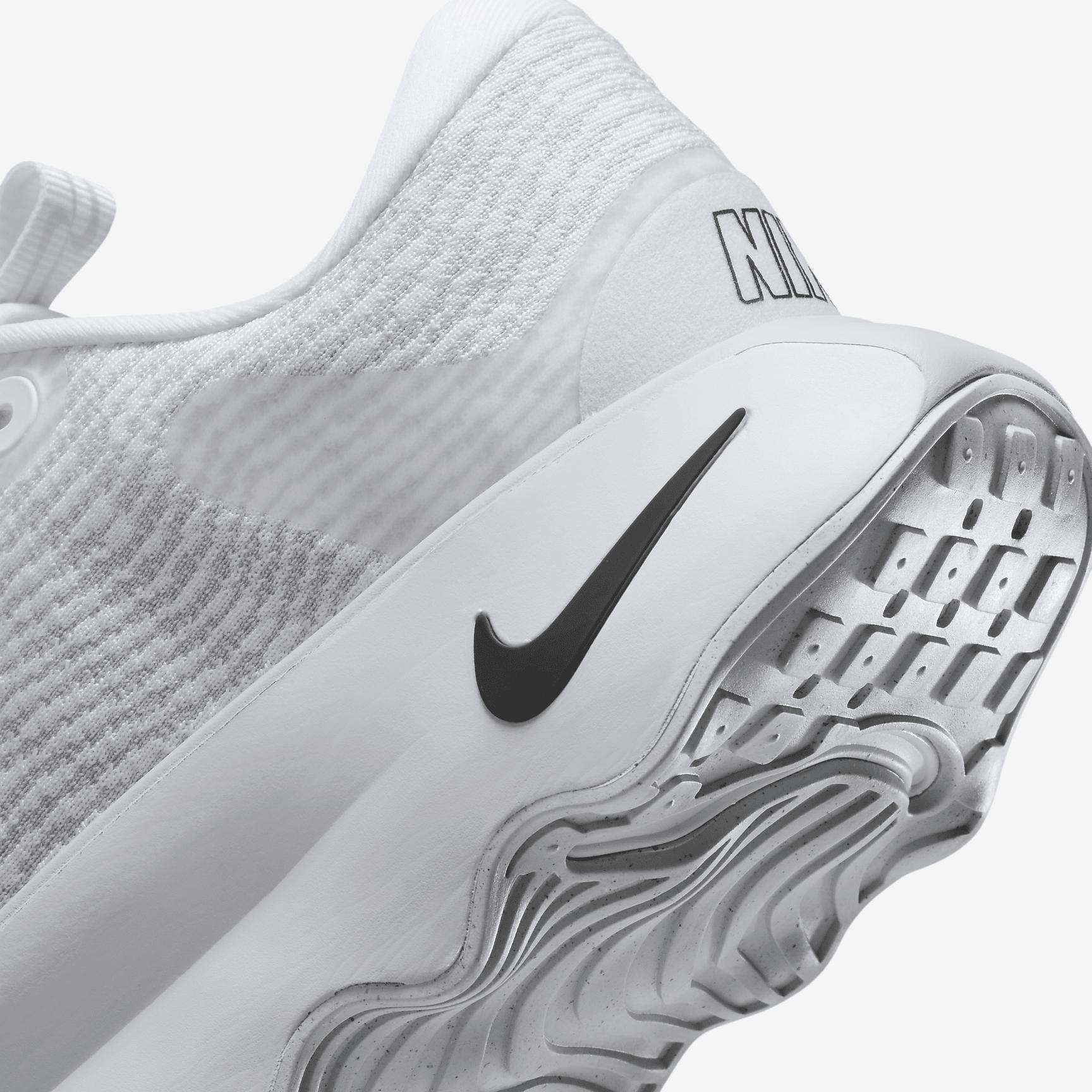 Nike Men's Motiva Walking Shoes Product Image