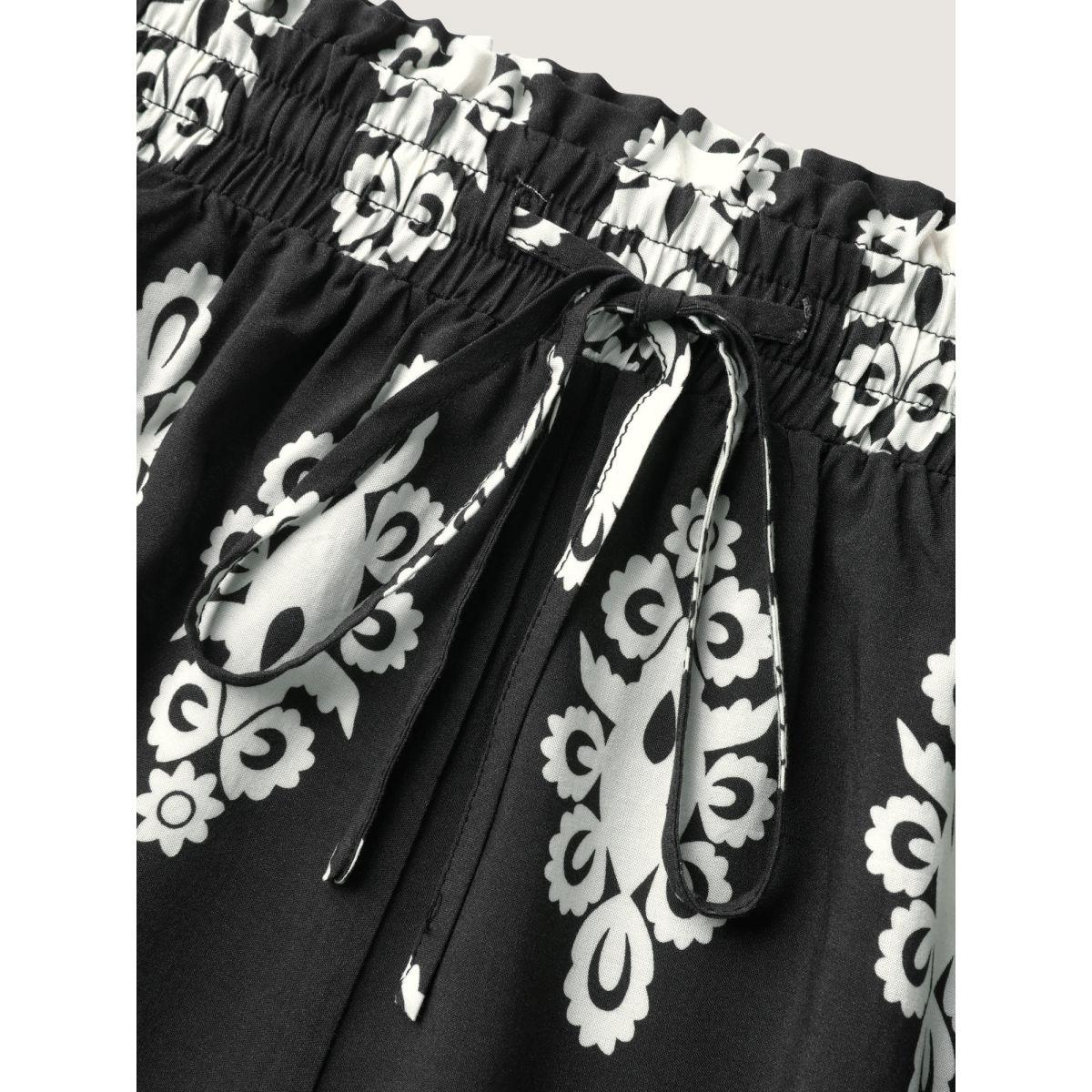 Plus Size Boho Print Wide-Leg Shorts Women BlackFlower Boho Contrast Wide Leg Vacation Shorts BloomChic 30/6X Product Image