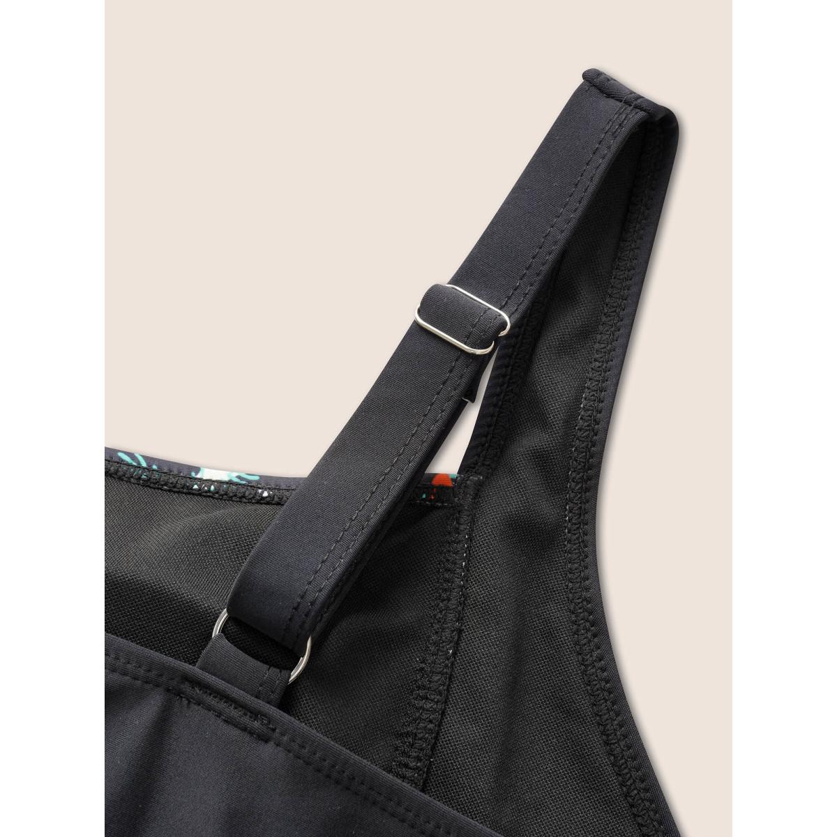 Plus Size Marine Elements Patchwork Twist Swim Top Women's Swimwear Black Beach Twist High stretch Skinny Heart neckline Curve Swim Tops BloomChic 26/4X Product Image