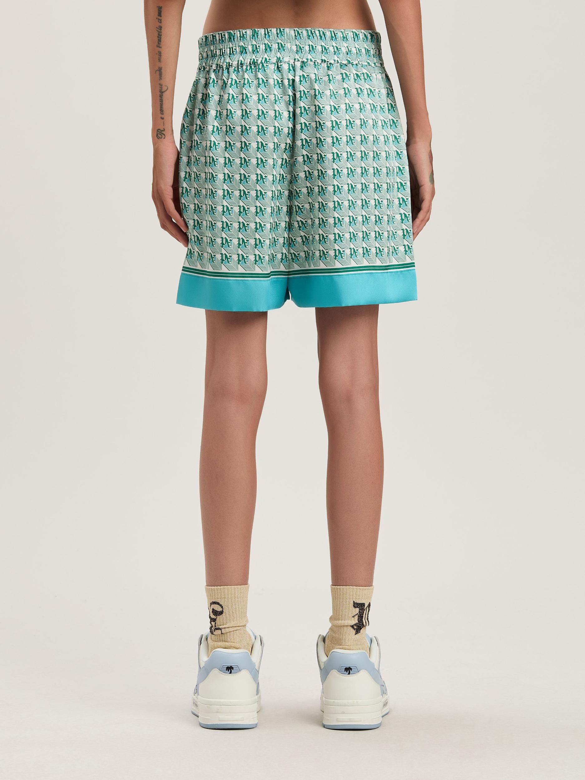 PA DIAMONDS SHORTS Product Image