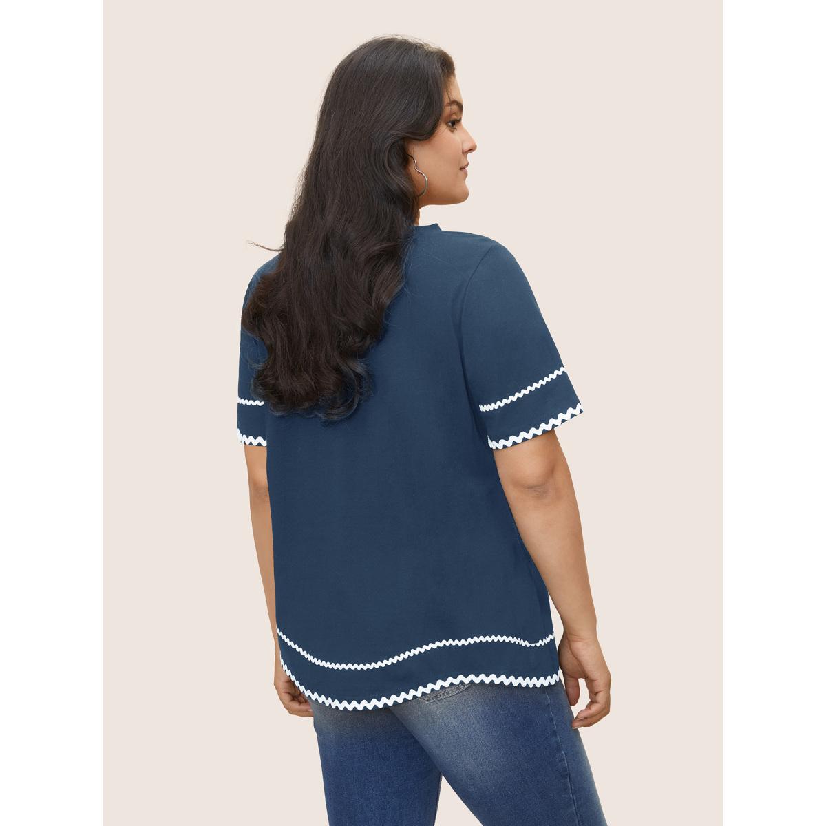 Plus Size Cotton Contrast Trim Round Neck T-shirt Aegean Women Casual Contrast Round Neck Everyday T-shirts BloomChic 28/5X Product Image