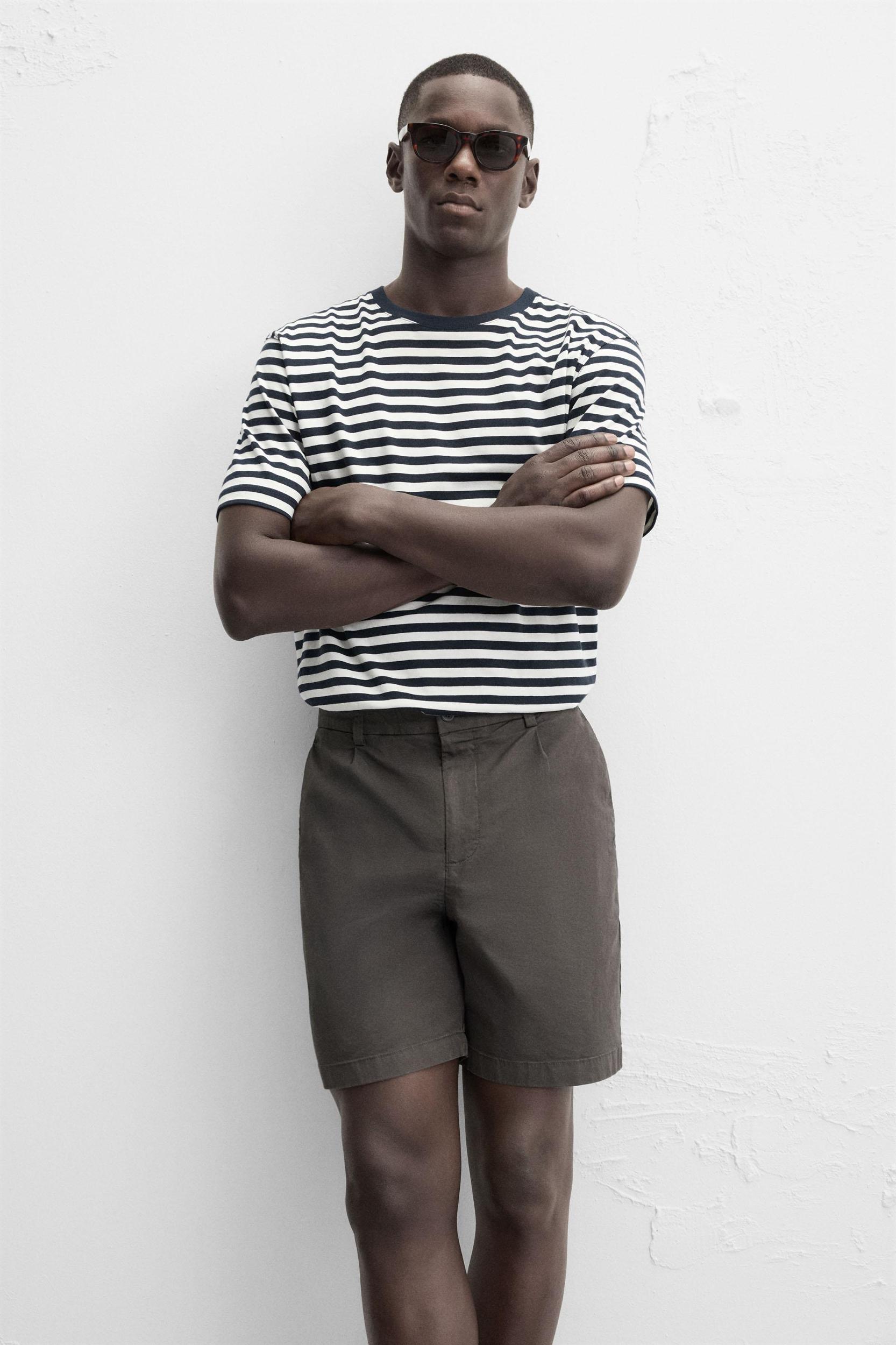 REGULAR FIT PLEATED BERMUDA SHORTS Product Image