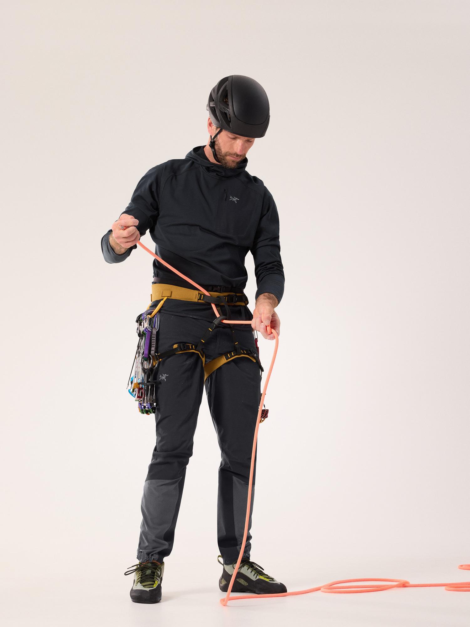 Delta Pullover Hoody Men's Product Image