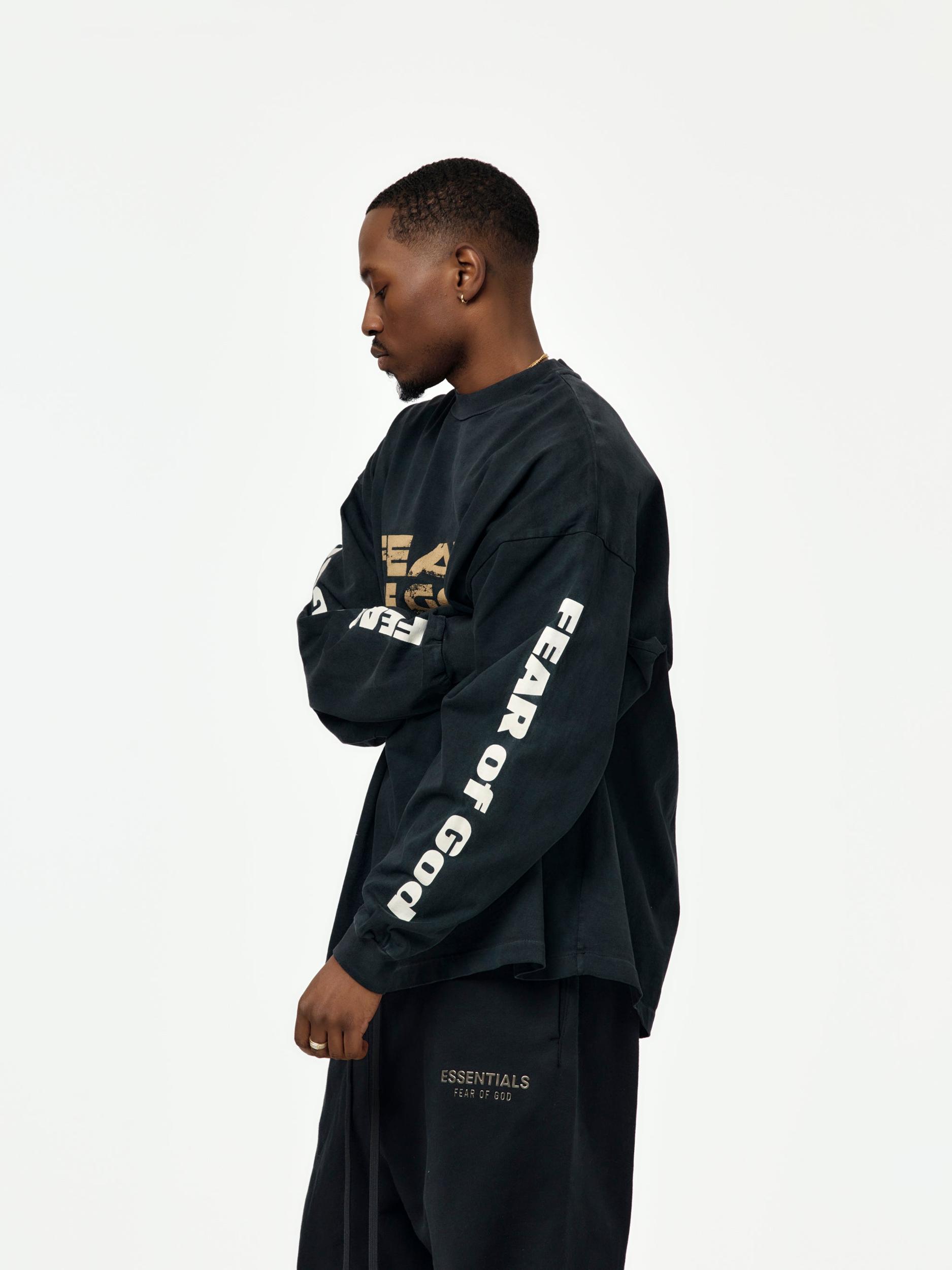 RELAXED  "FEAR OF GOD" LS TEE Product Image