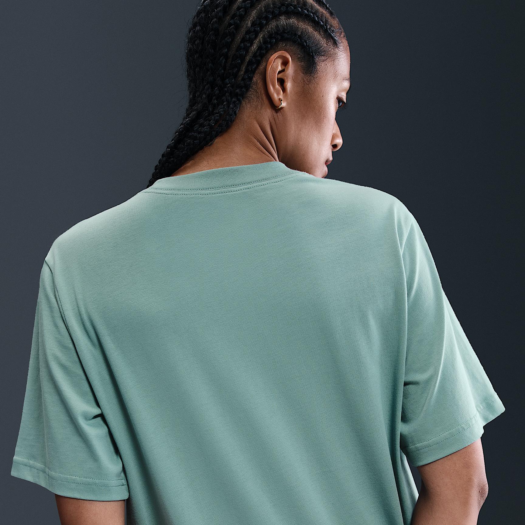 Womens Nike Sportswear Loose Short-Sleeve Graphic T-Shirt | IF1180-017 Product Image