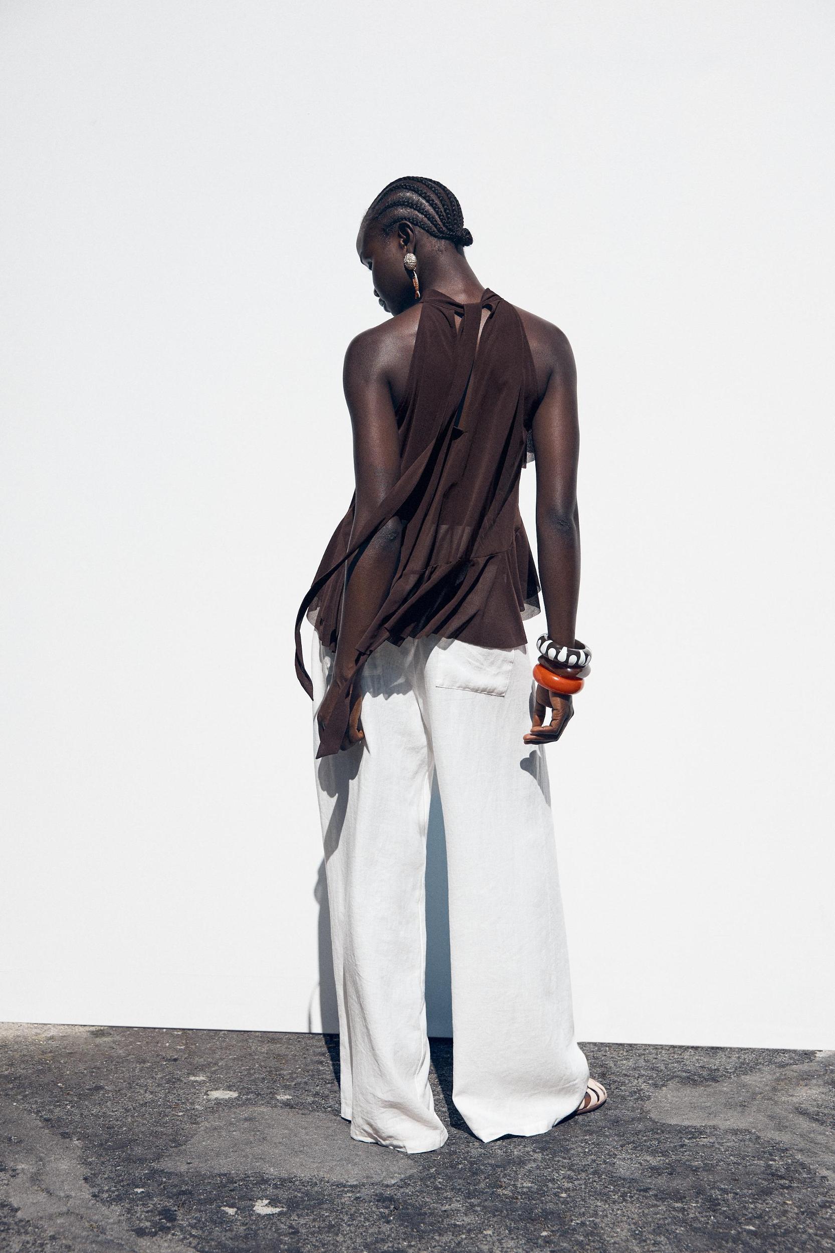 RUFFLED HALTER TOP Product Image