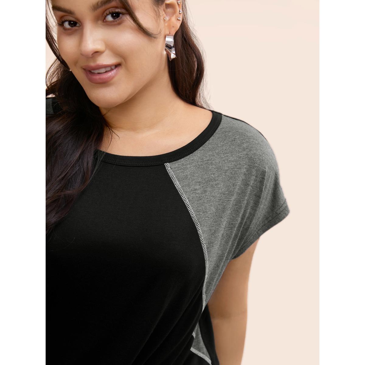 Plus Size Color Block Contrast Binding Batwing Sleeve T-shirt Black Women Casual Contrast Colorblock Round Neck Everyday T-shirts BloomChic 12/L Product Image