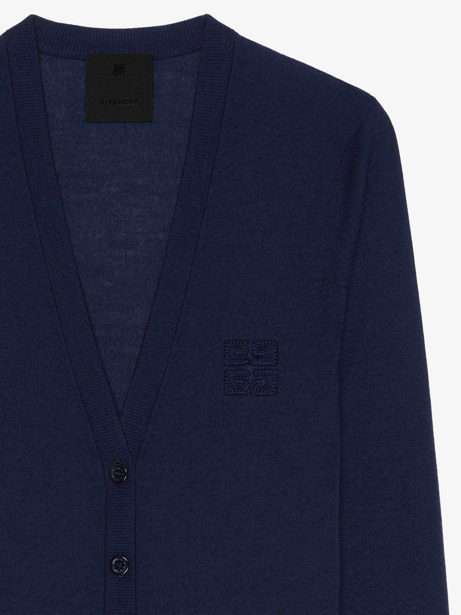 Slim fit cardigan in cashmere and silk Product Image