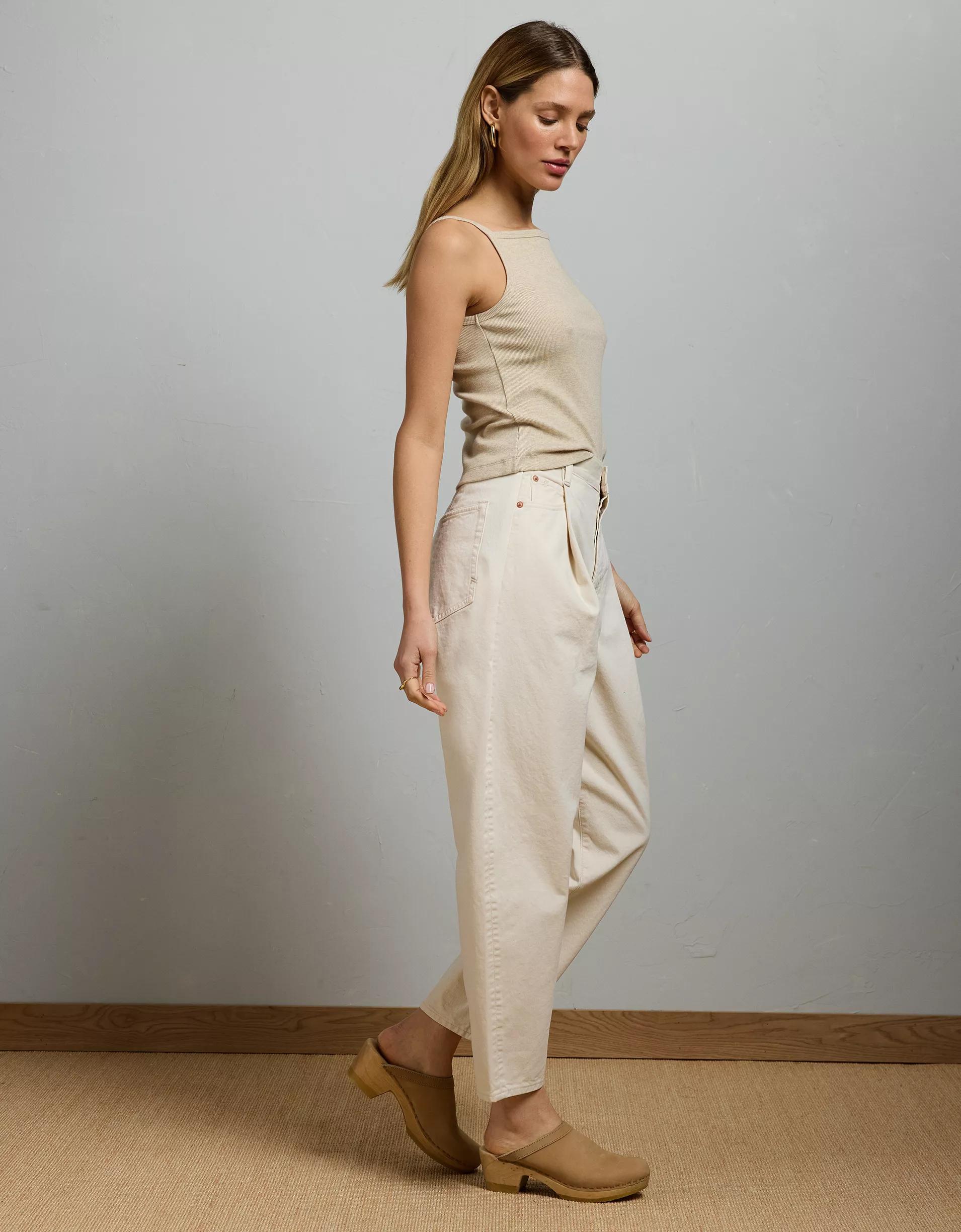 AE77 Premium Pleated Barrel Jean Product Image