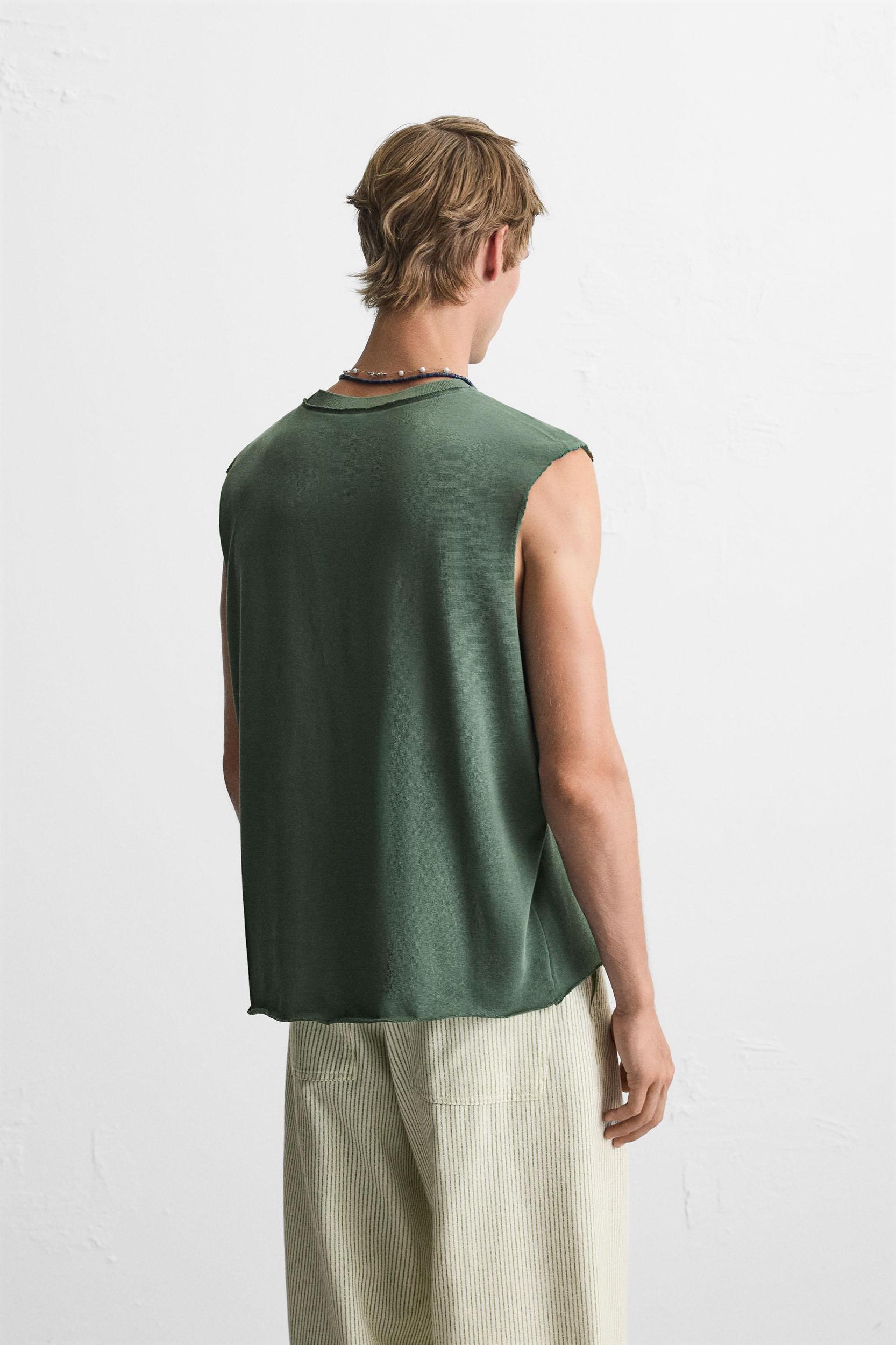 IRREGULAR KNIT TANK TOP Product Image